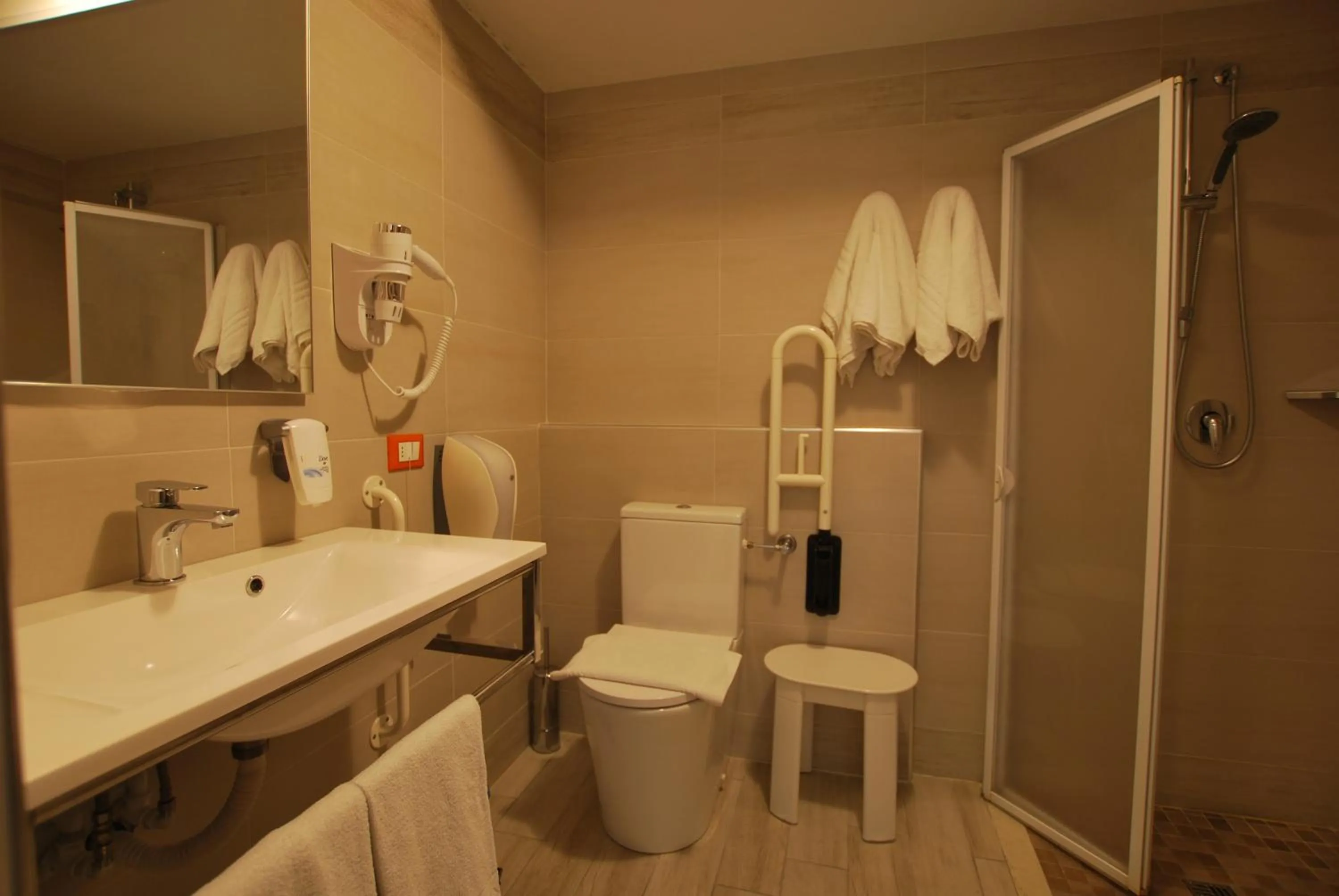 Hotel Lenotel