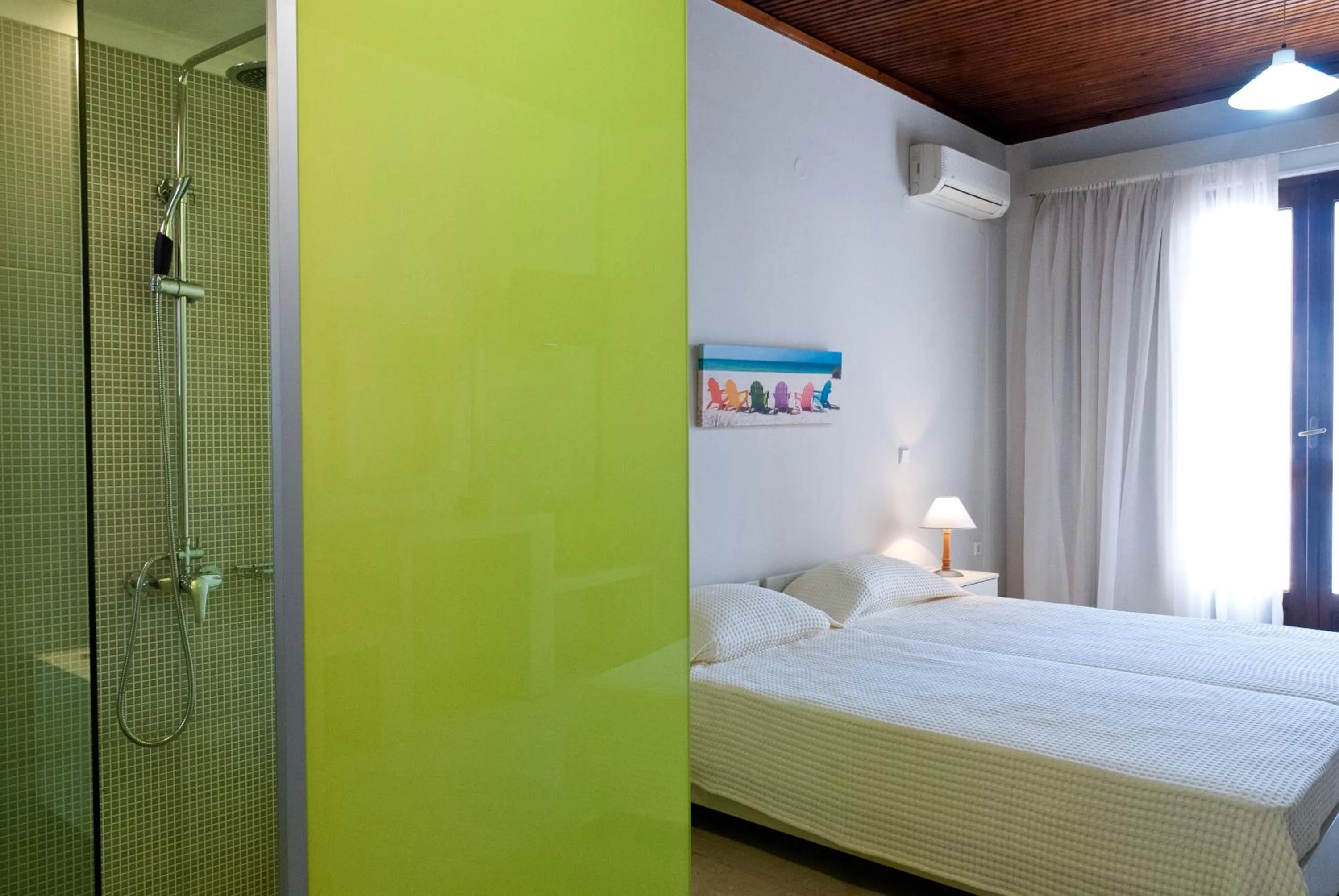 Bathroom, Bed in Magia Apartments