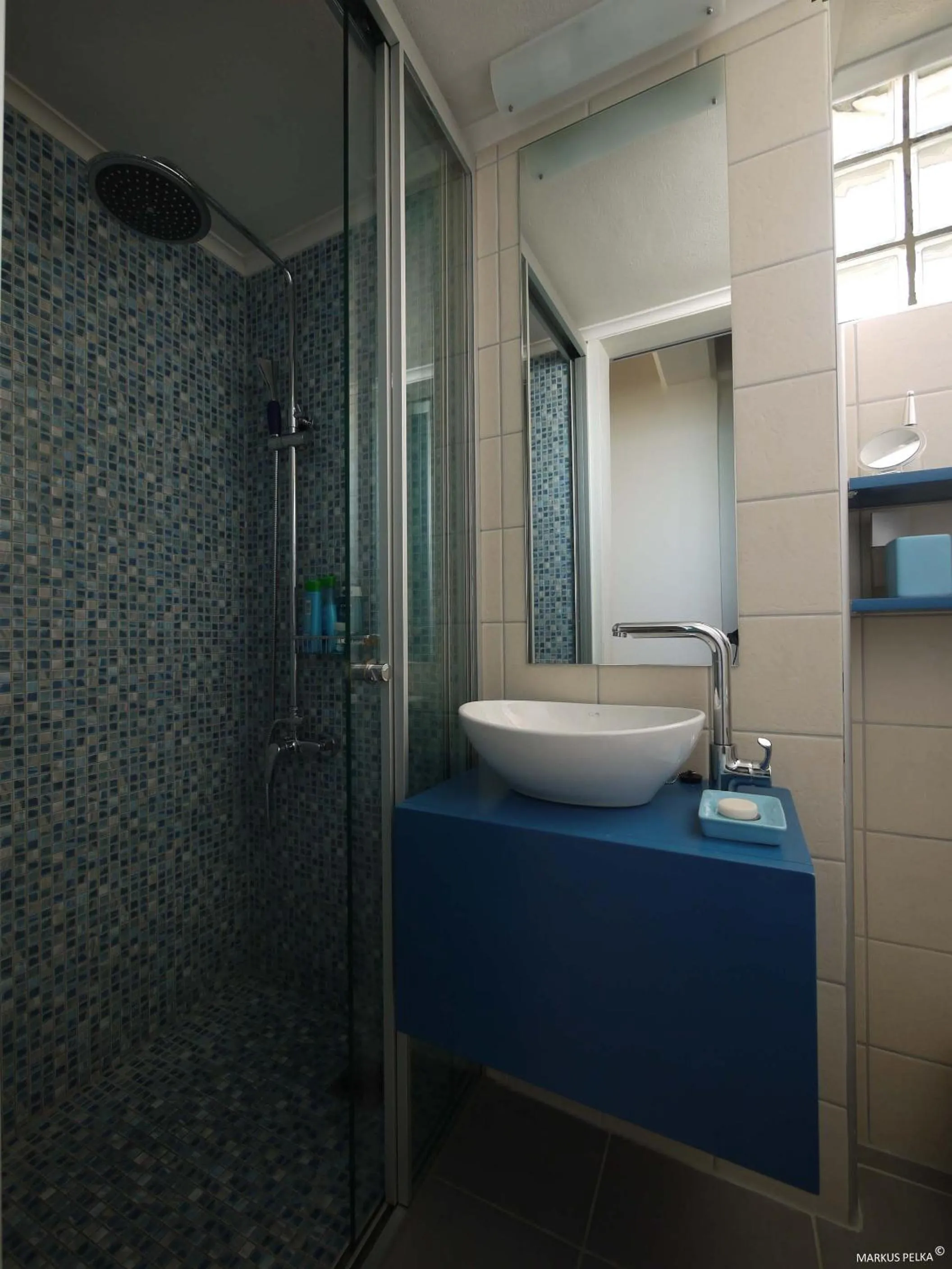 Shower in Magia Apartments