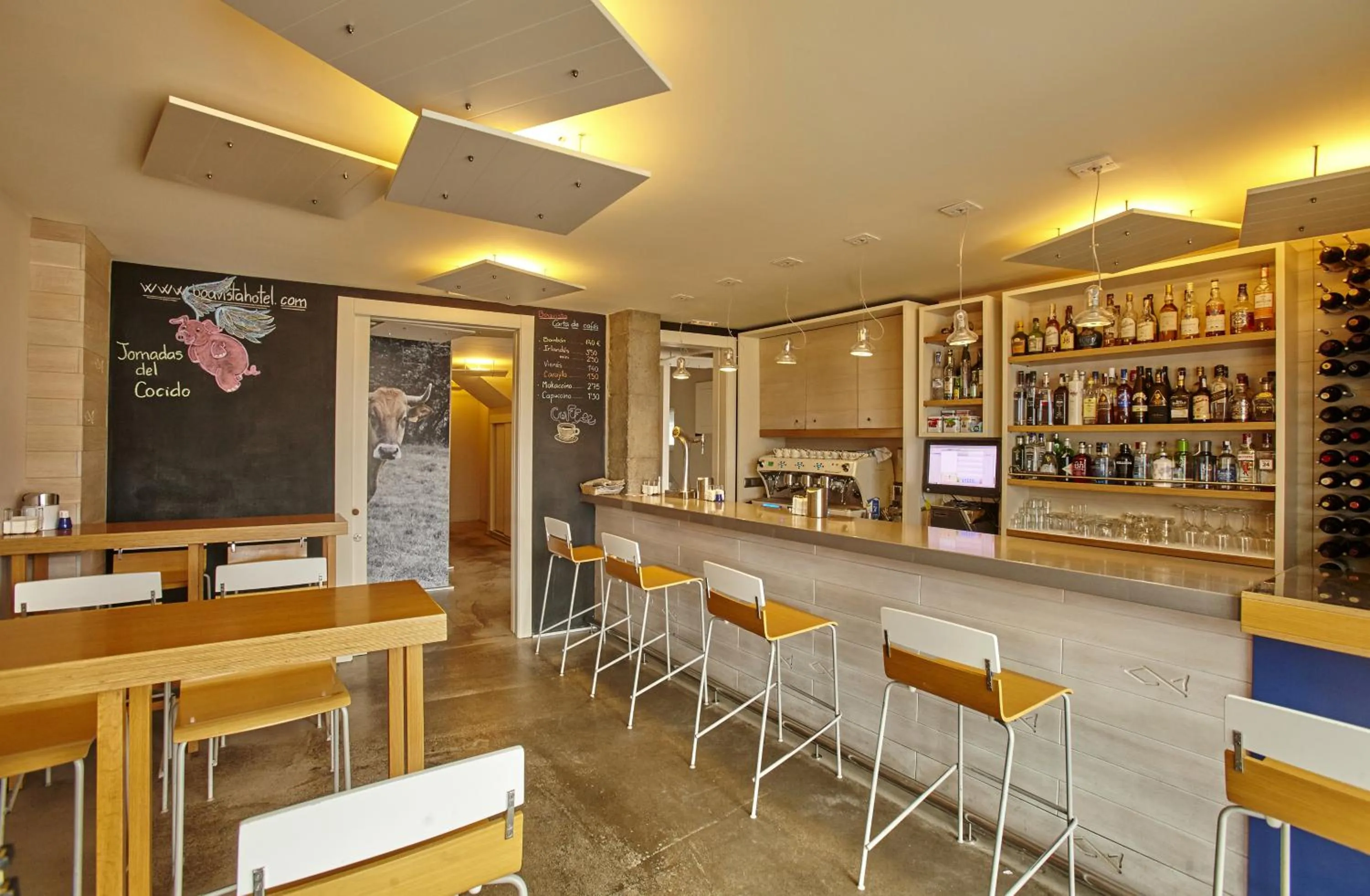 Lounge or bar in Hotel Boa Vista