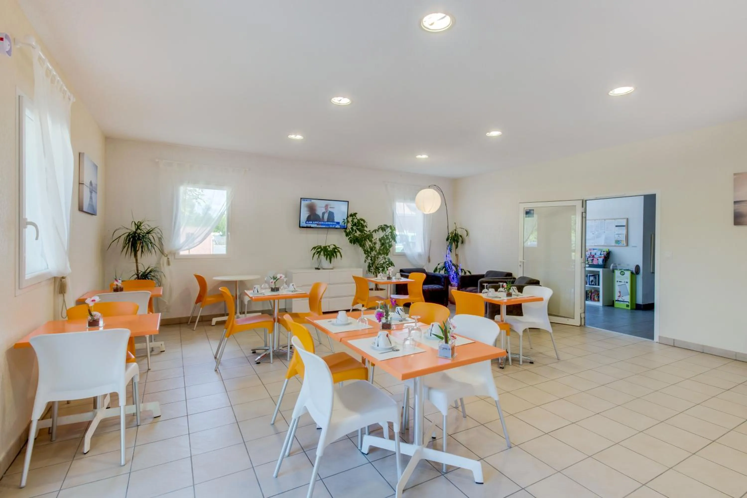 Restaurant/places to eat in Vacancéole - Le Domaine d'Enserune