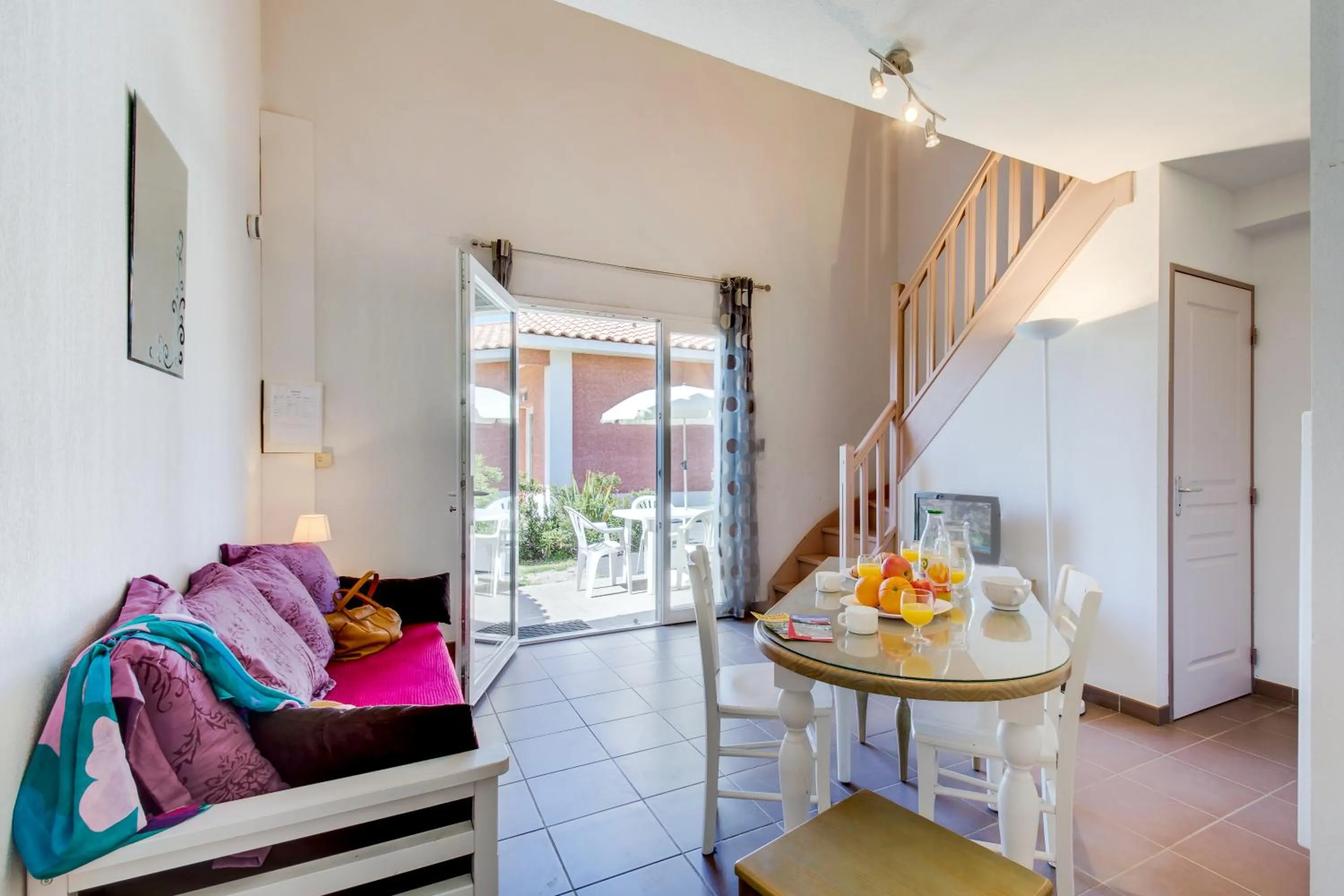 Balcony/Terrace in Vacancéole - Le Domaine d'Enserune