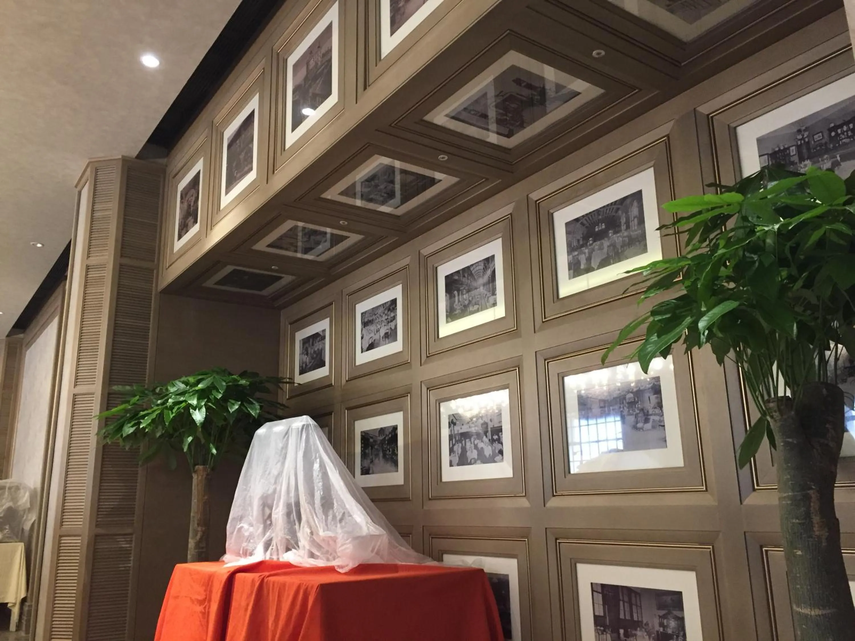 Jinjiang Metropolo Hotel Classic Nanjing Road (East) Shanghai