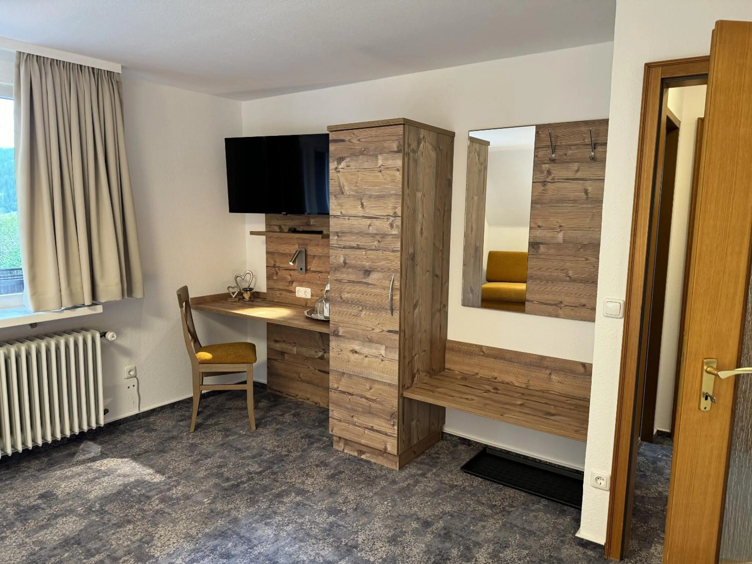 Bedroom, Bed in Hotel Silberfelsen