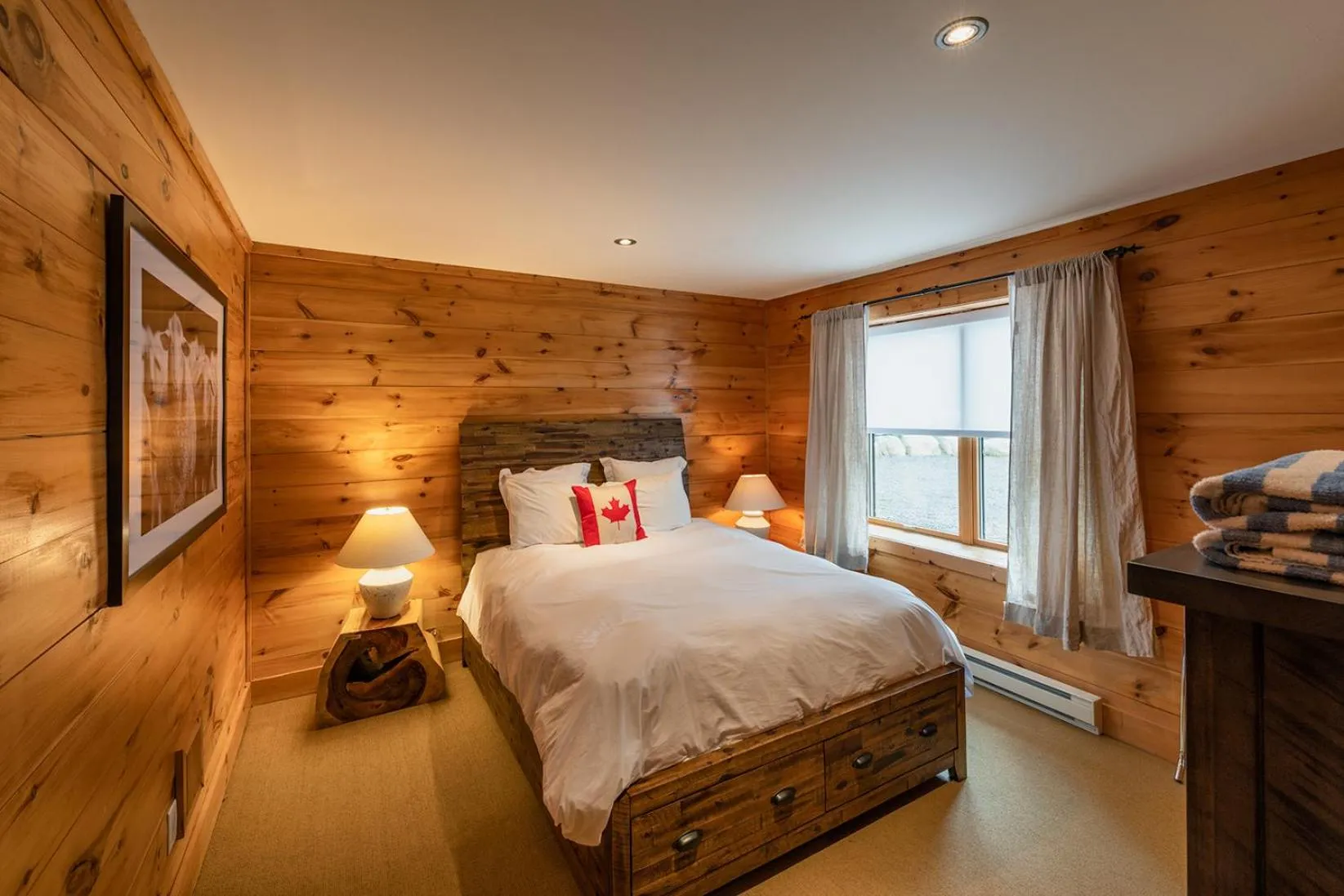 Bed in Tremblant Mountain Chalets
