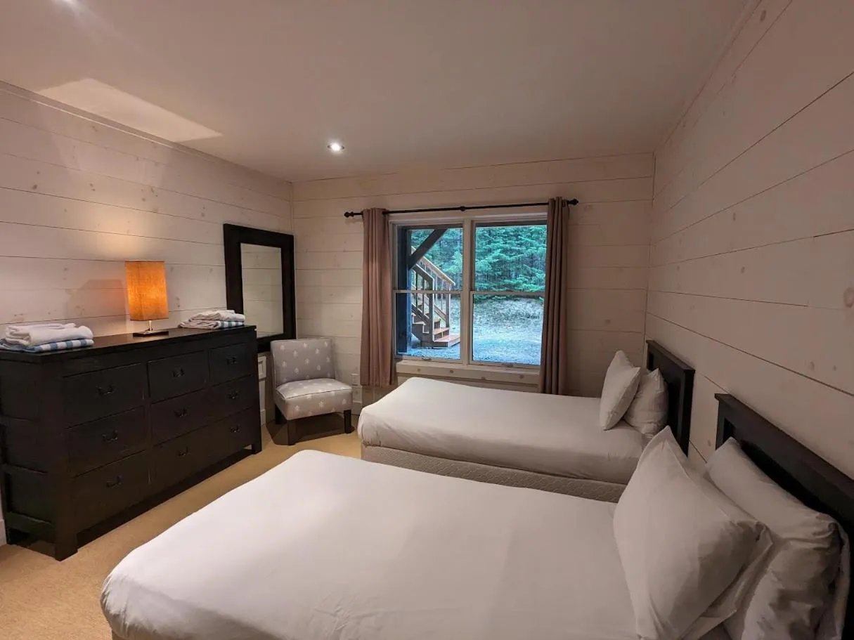 Bed in Tremblant Mountain Chalets