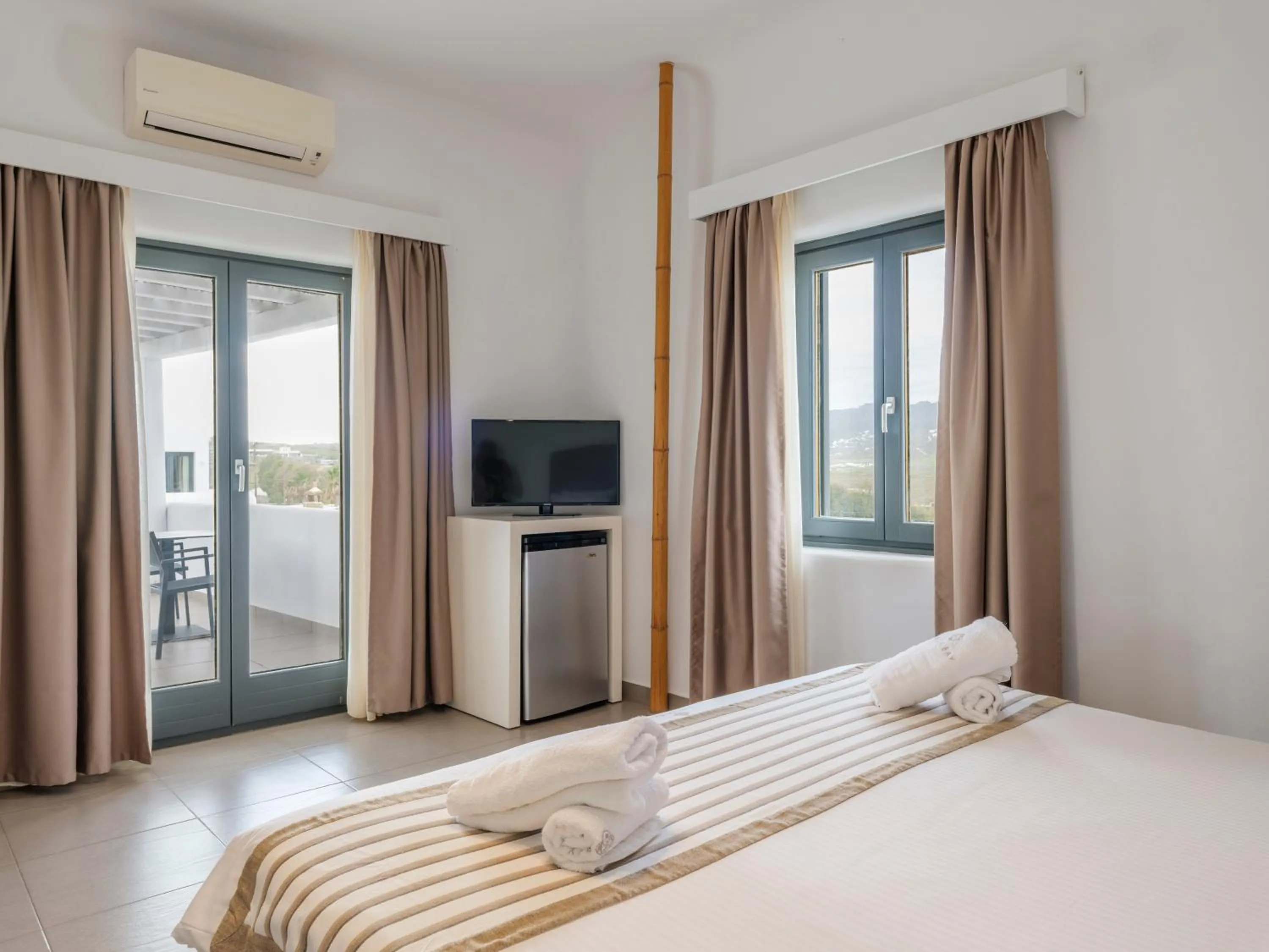 Bedroom, Bed in Ftelia Bay Boutique Hotel