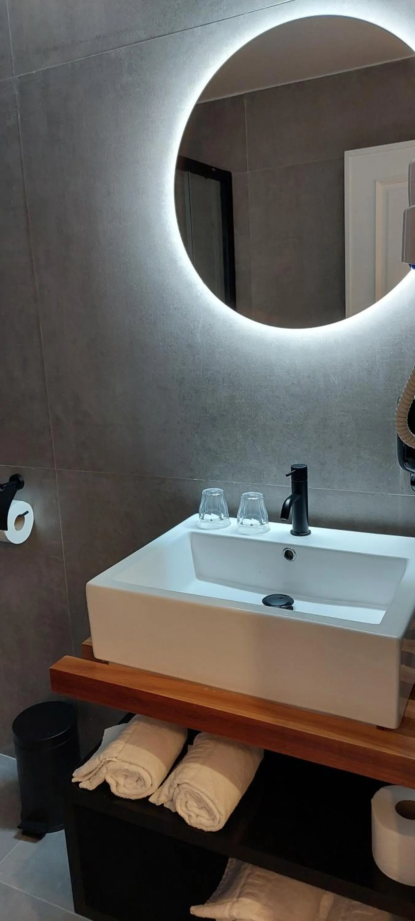 Bathroom in Hotel Amadora Palace