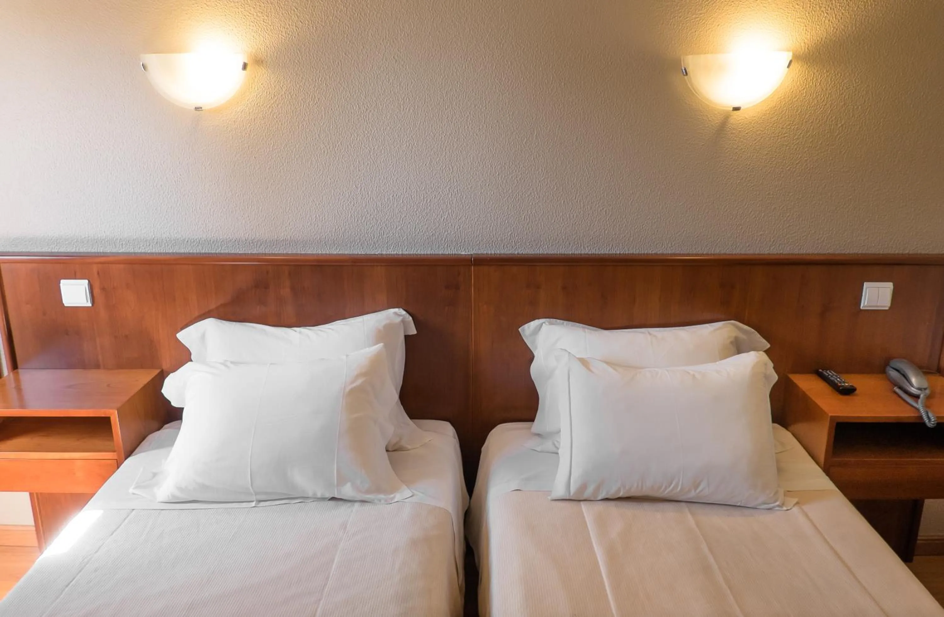 Bed in Hotel Amadora Palace