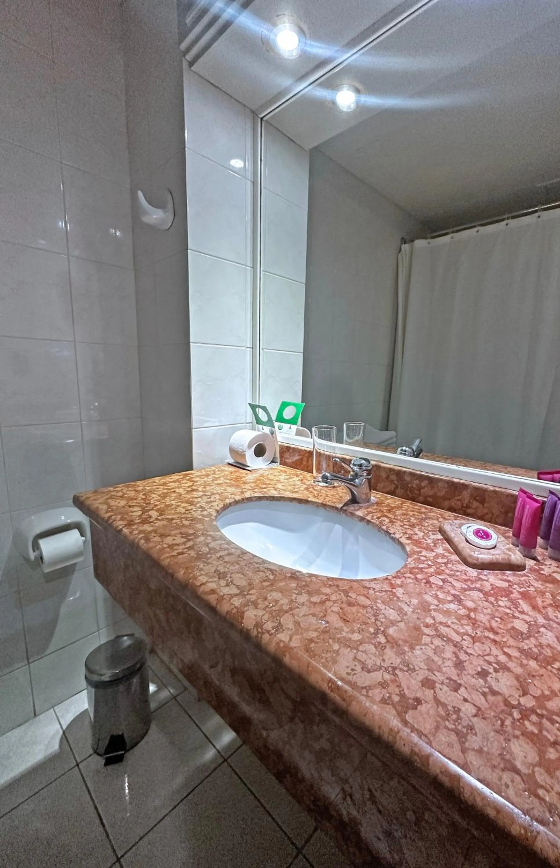 Bathroom in Hotel Frontera Clásico