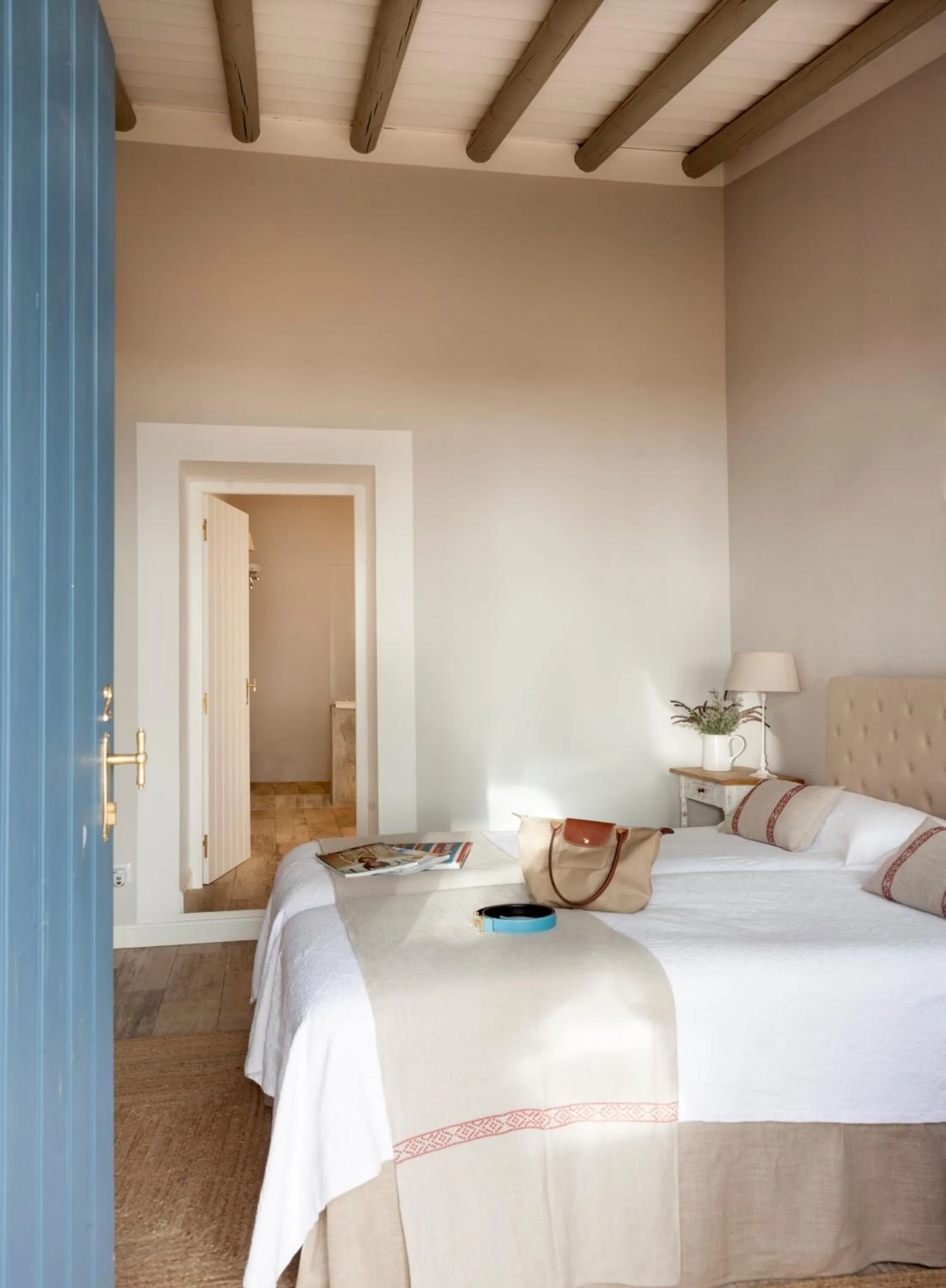 Photo of the whole room, Bed in Quinta da Chaminé