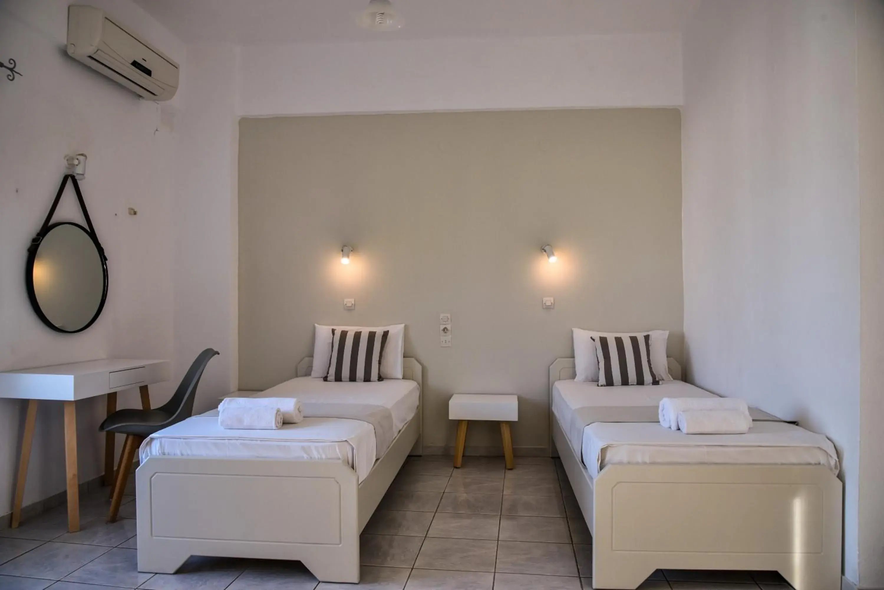 Standard Double/Twin Studio in Iraklis Apartments Standard Double/Twin Studio in Iraklis Apartments