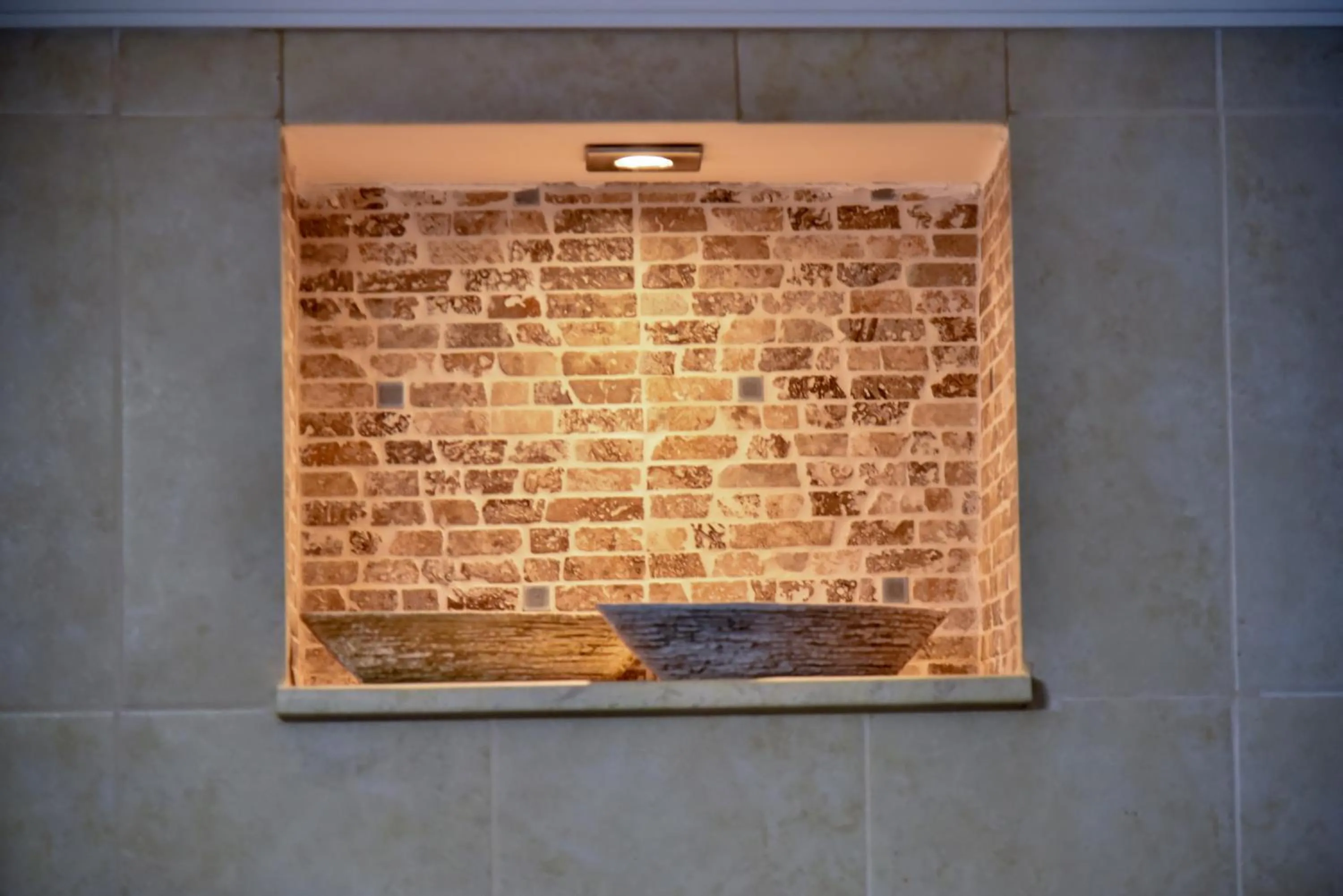 flat iron in Iraklis Apartments