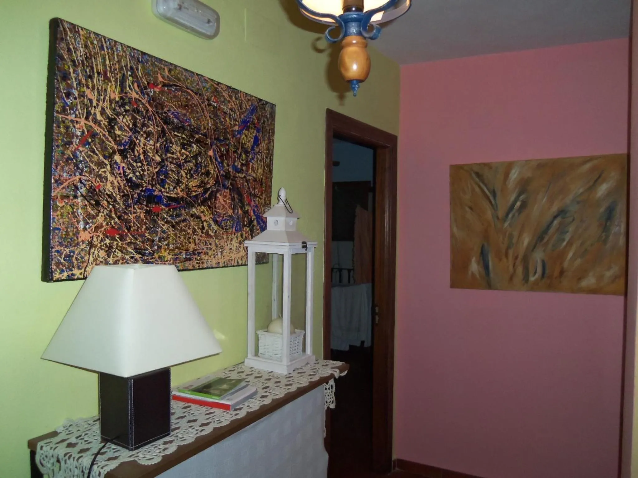 Decorative detail in La Posada del Recovero