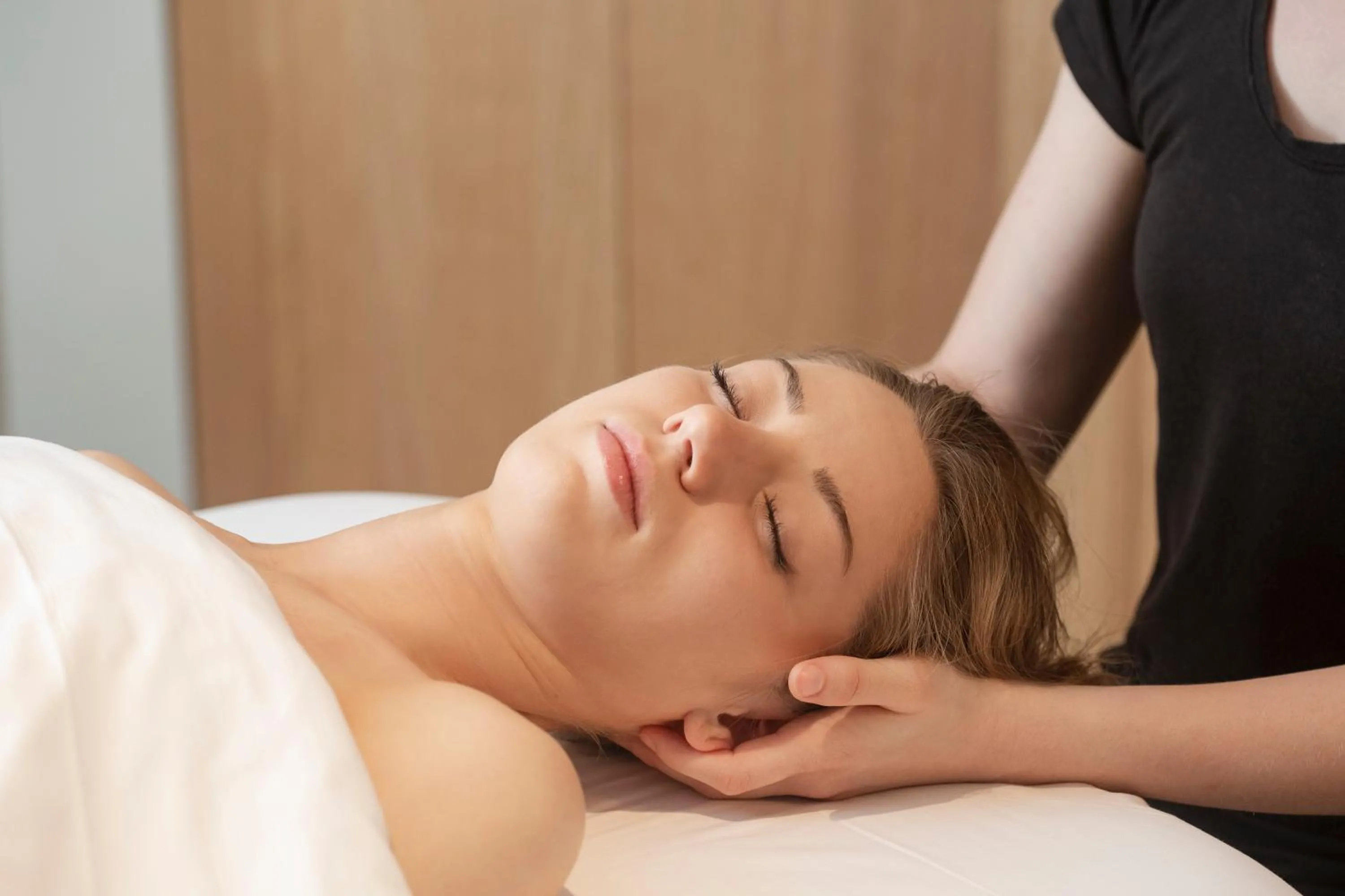 Spa and wellness centre/facilities in Manoir Hovey, Relais & Châteaux