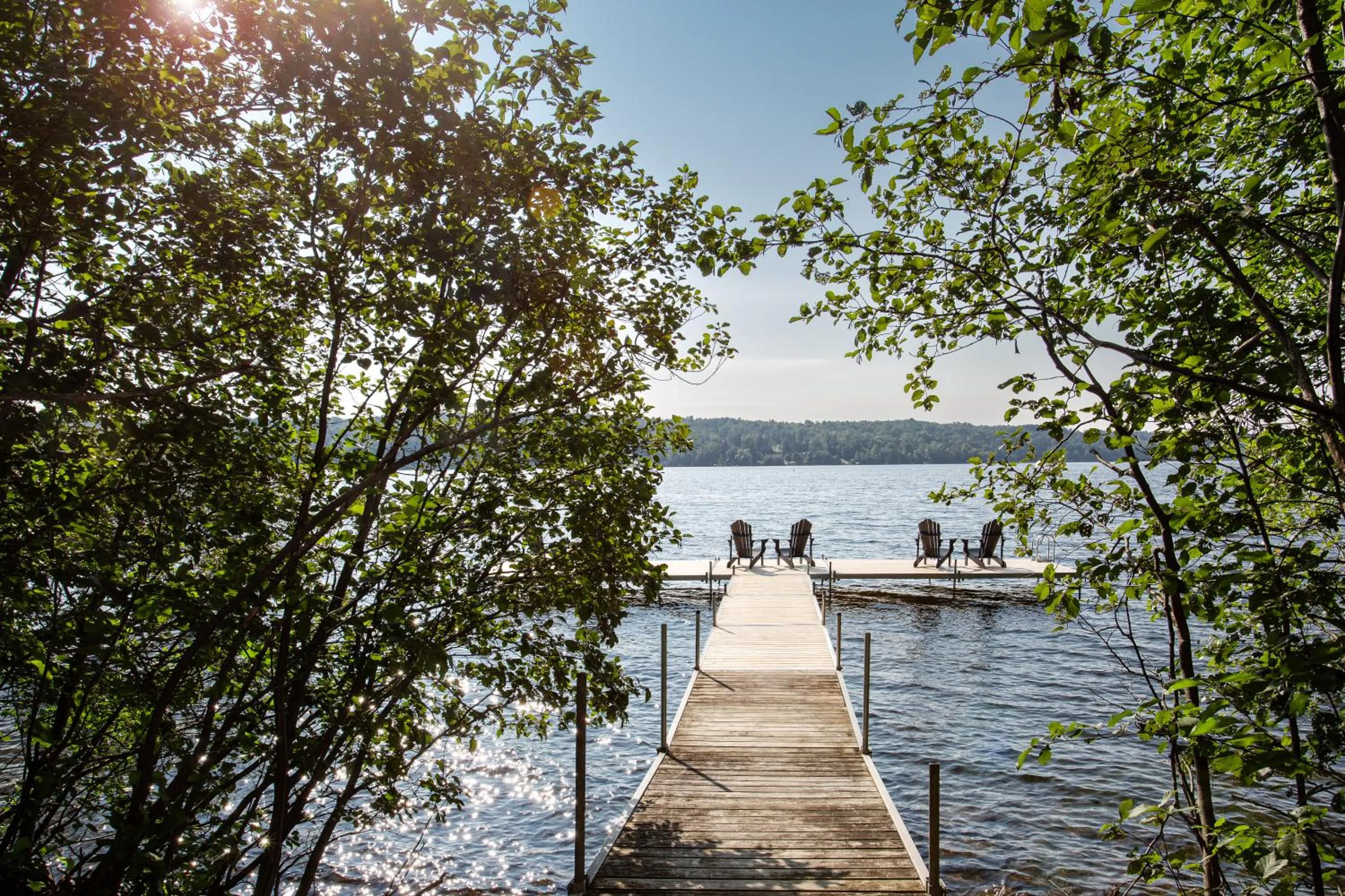 Lake view in Manoir Hovey, Relais & Châteaux