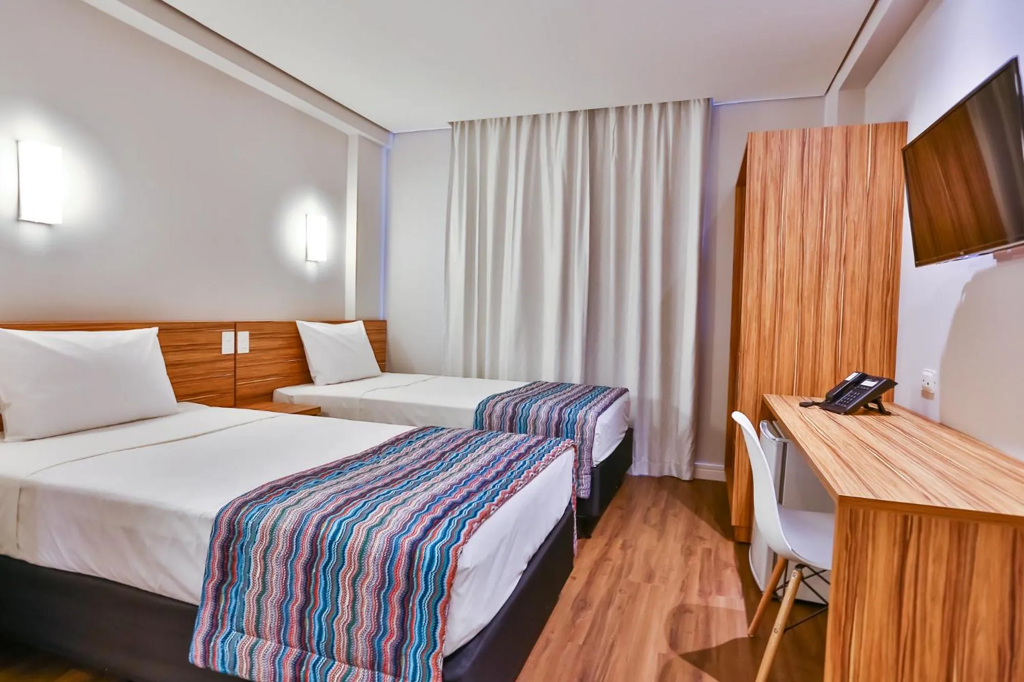 Bed in Maringá Airport Hotel