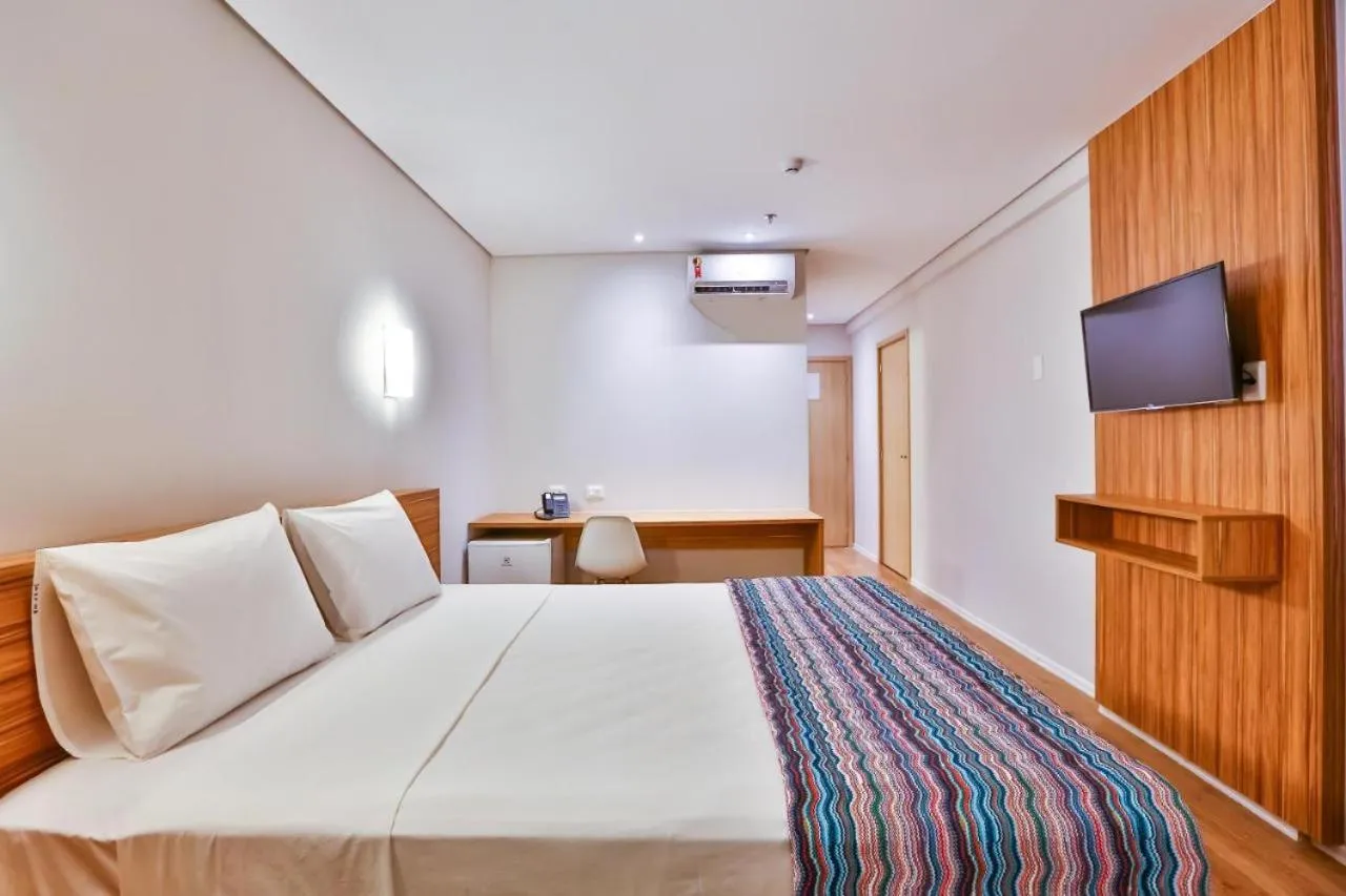 Bed in Maringá Airport Hotel