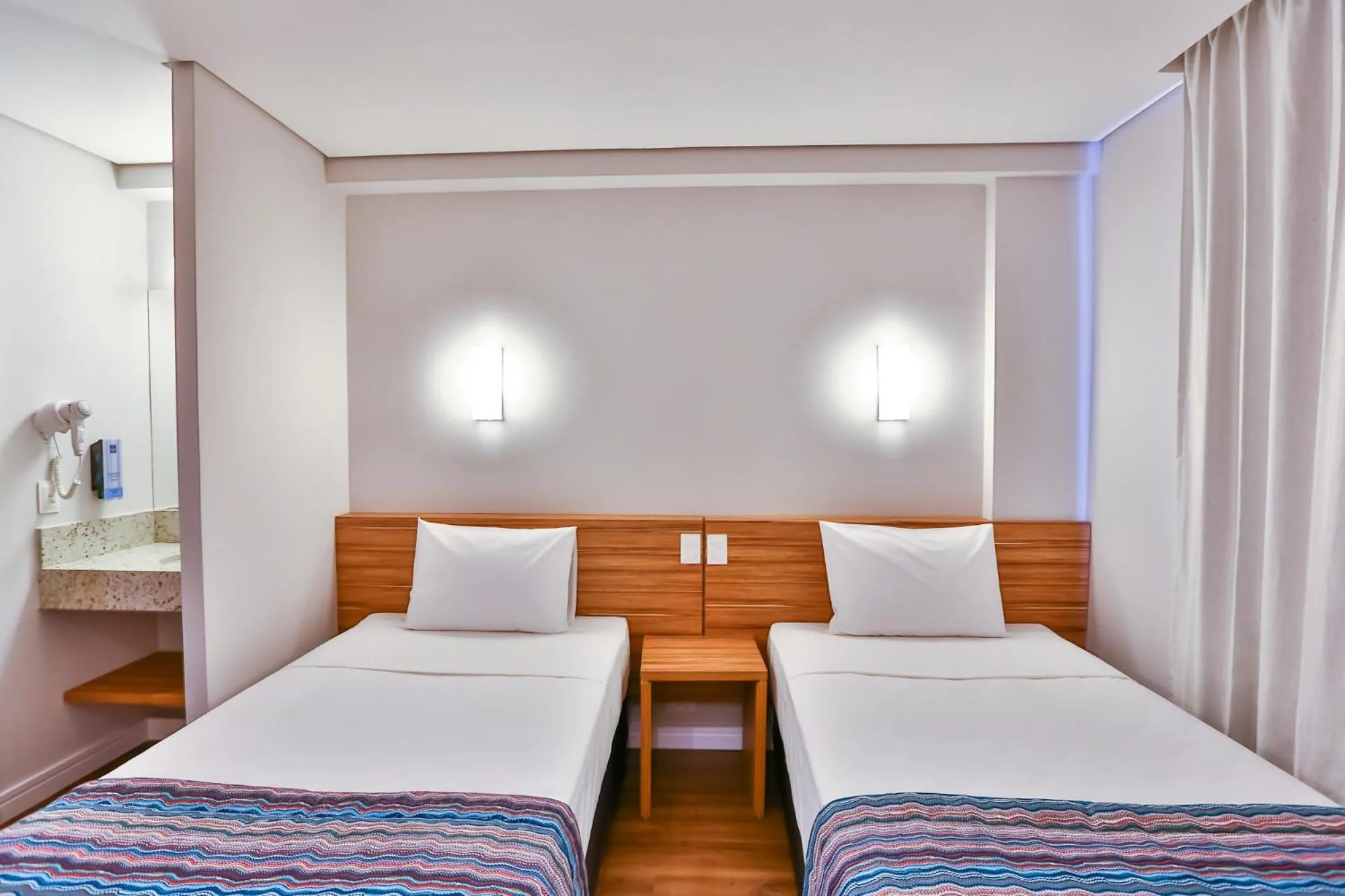 Bed in Maringá Airport Hotel