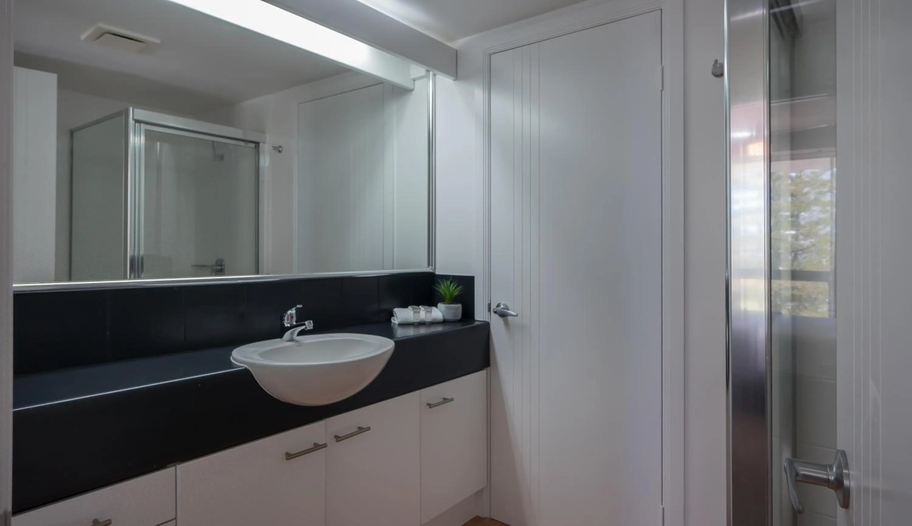 Bathroom in San Mateo On Broadbeach