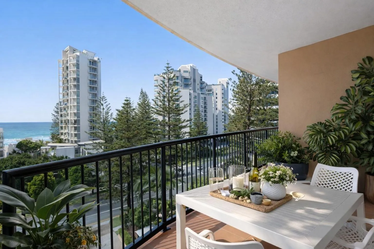 Balcony/Terrace in San Mateo On Broadbeach