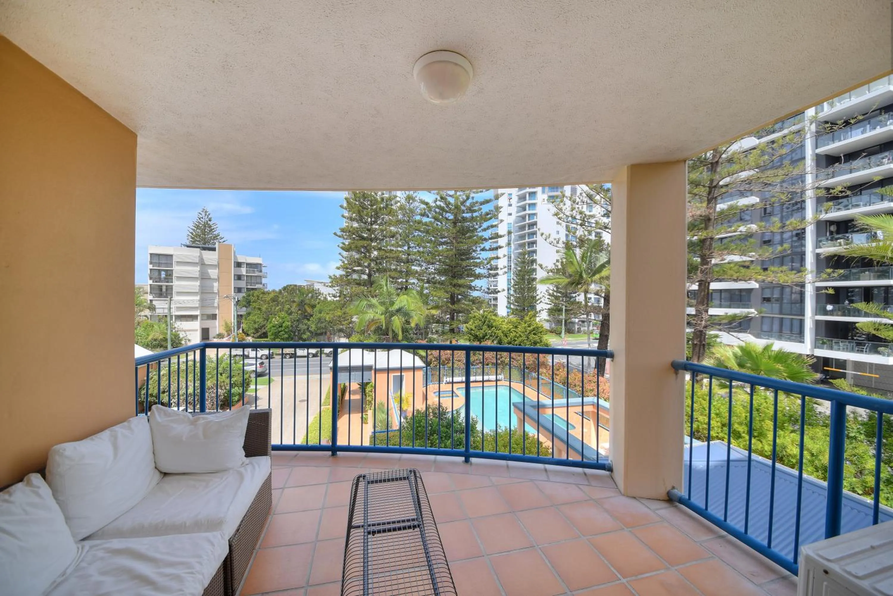 Balcony/Terrace in San Mateo On Broadbeach