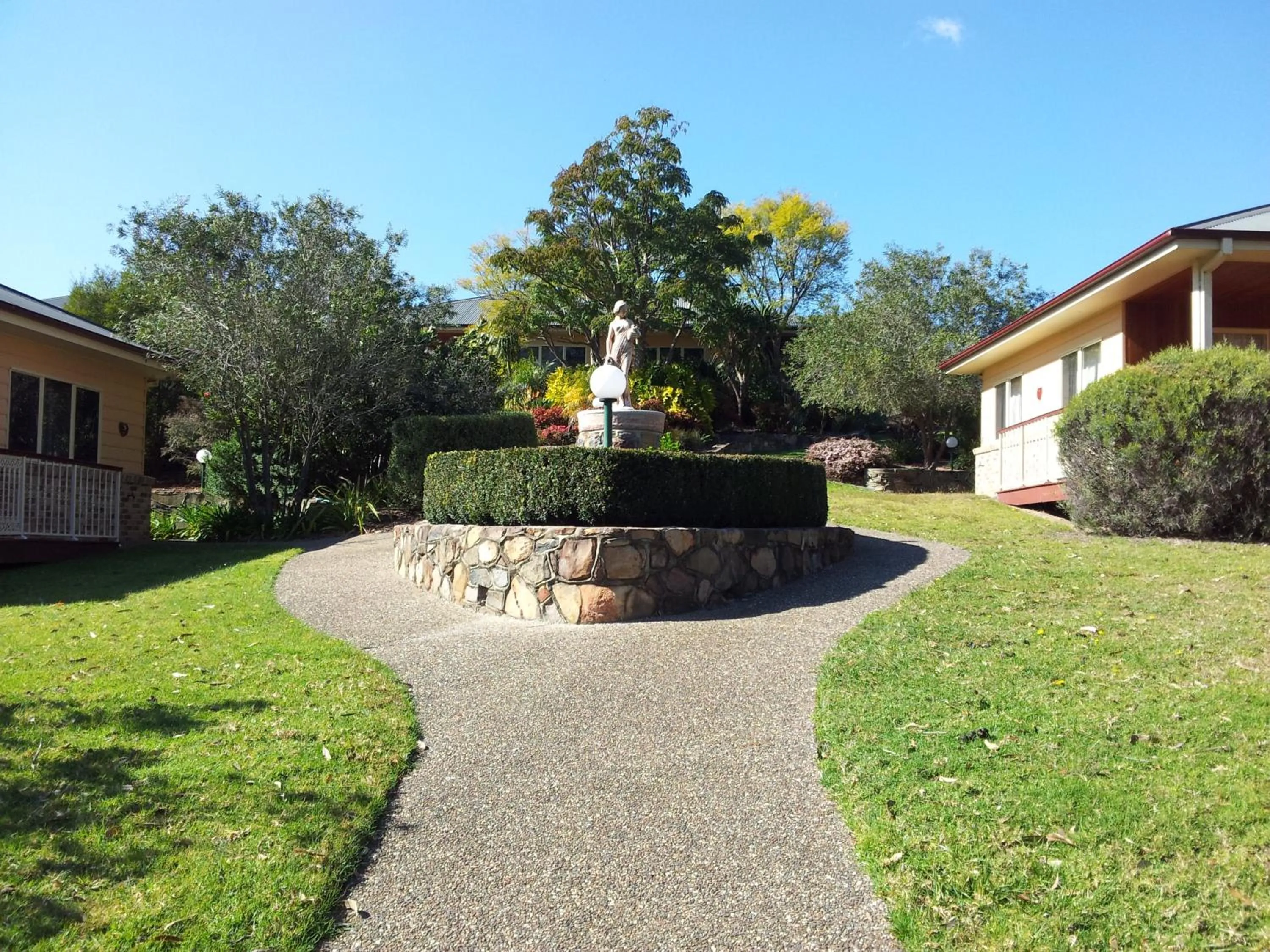 Day in Robyn's Nest Lakeside Resort