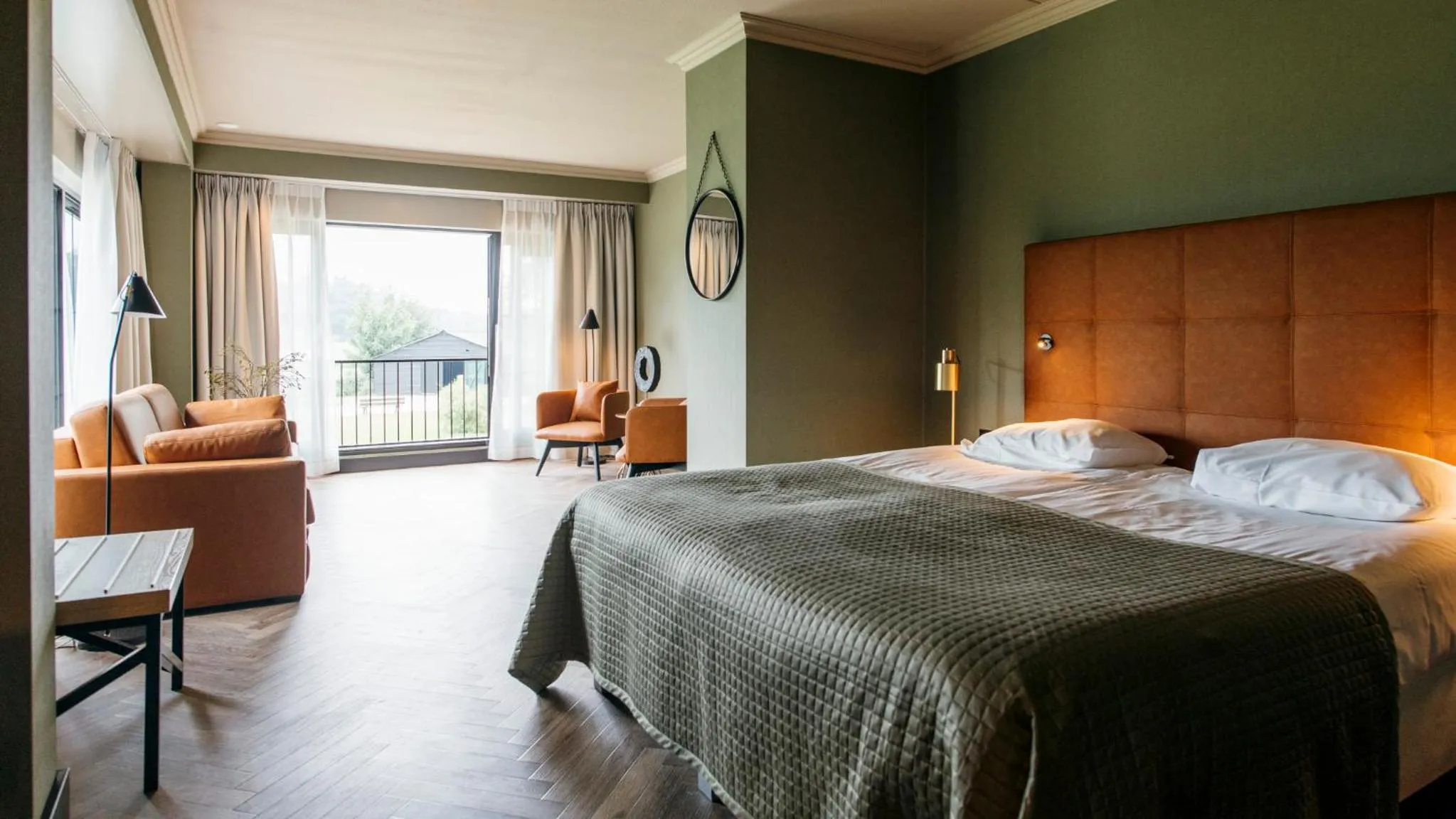 Photo of the whole room, Bed in Van der Valk Hotel Apeldoorn - de Cantharel