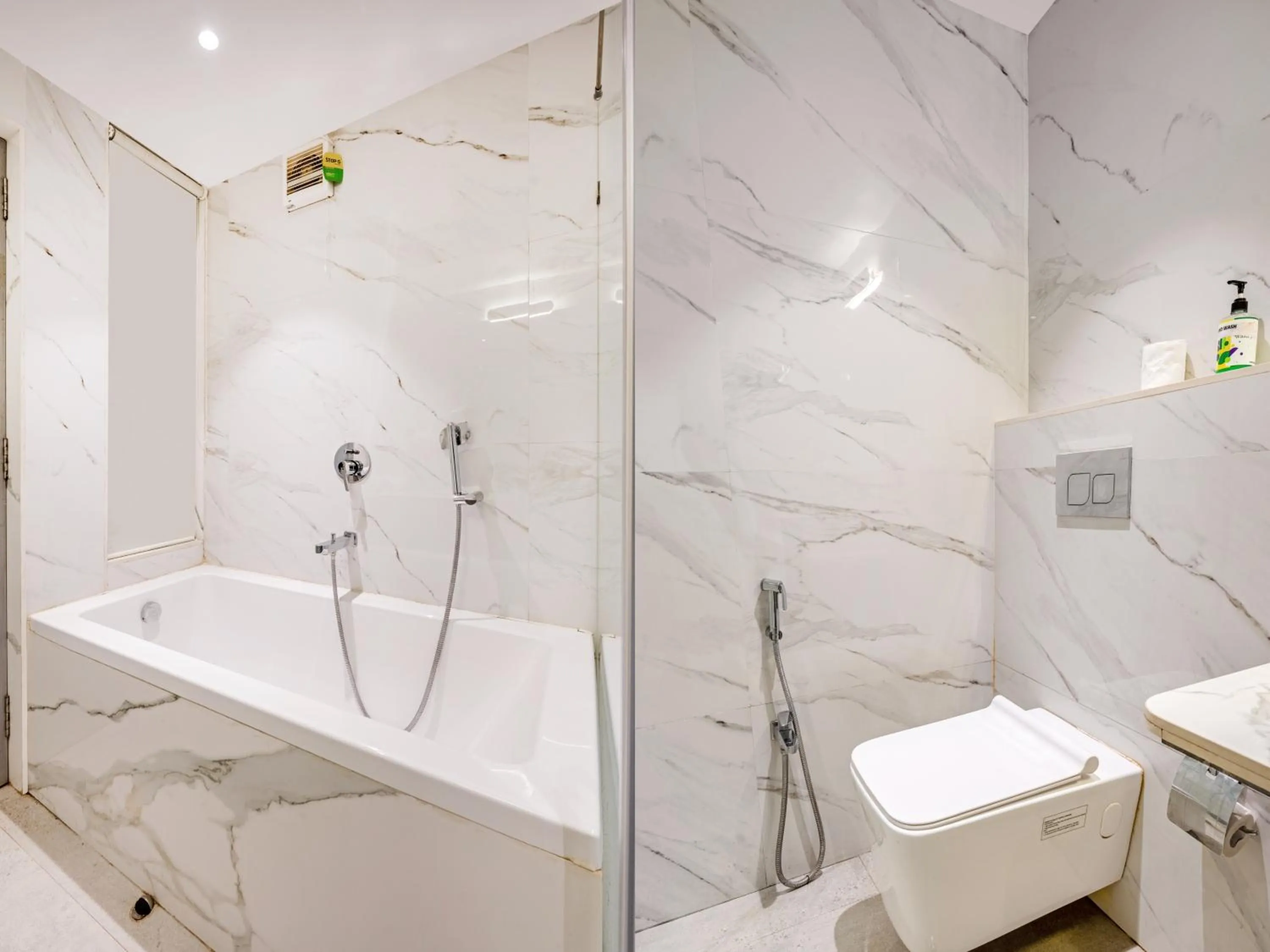 Bathroom in Treebo Sunheads