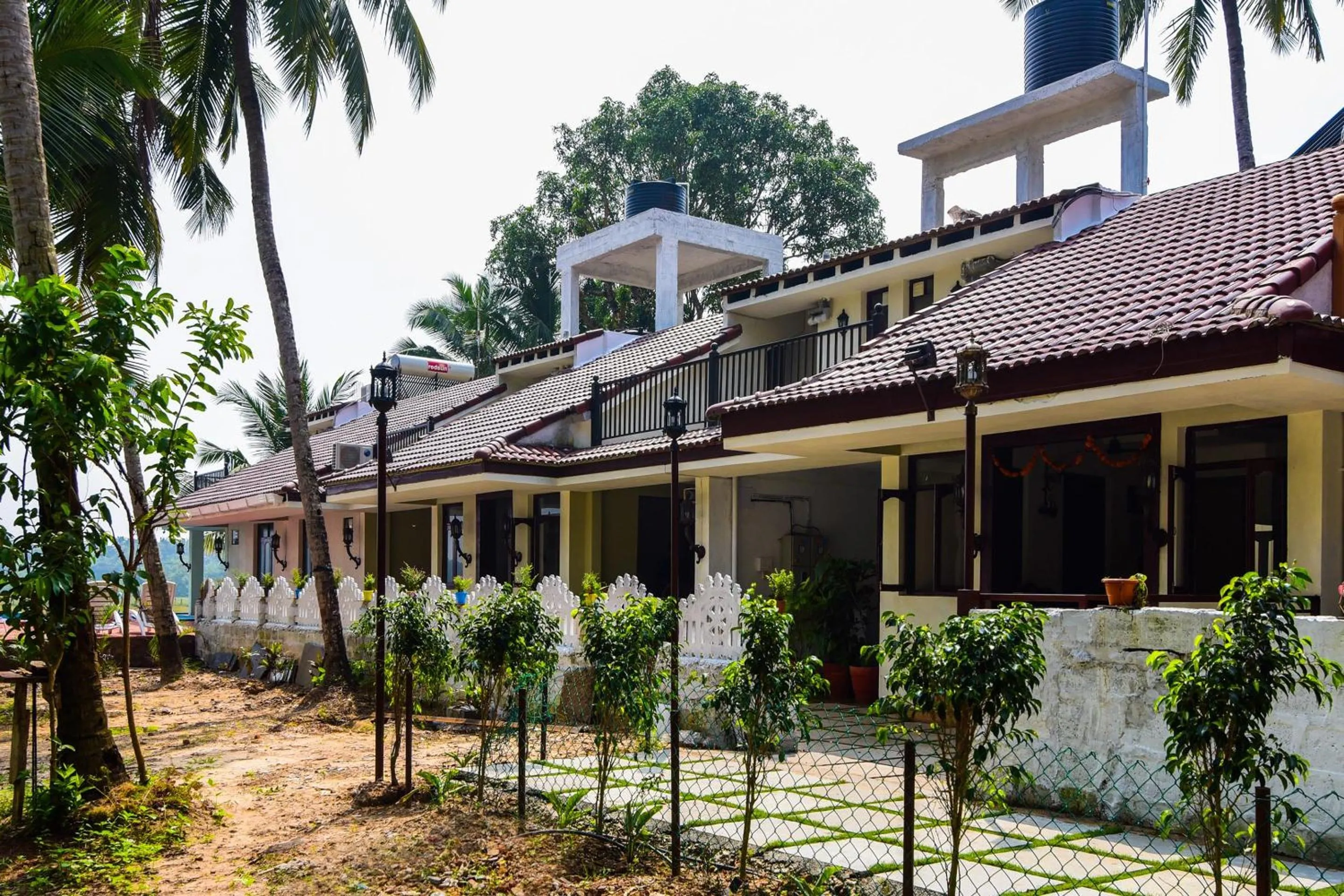 Facade/entrance in Meadow View Resort