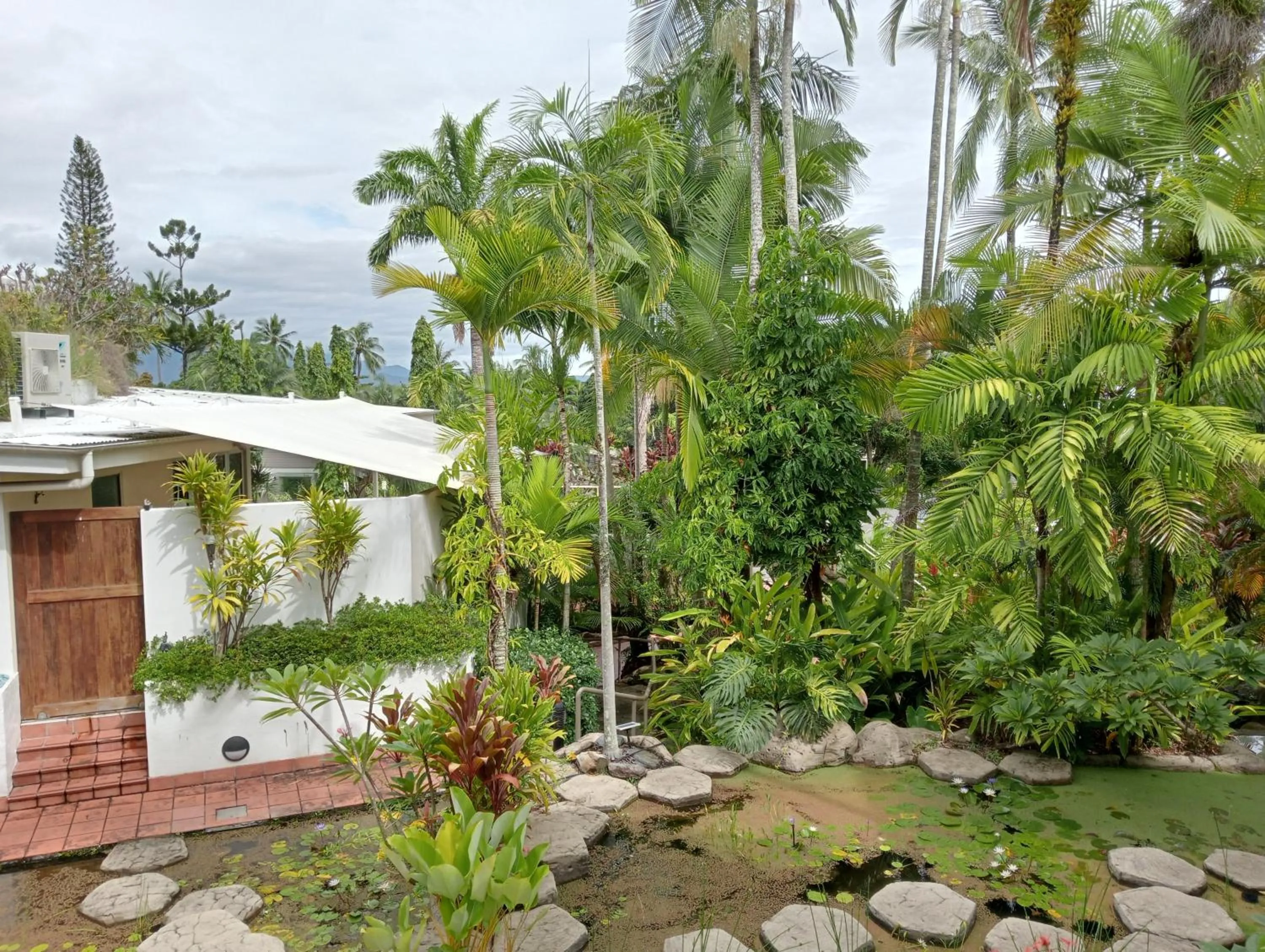 Garden in Club Tropical Resort - Official Onsite Reception & Check In