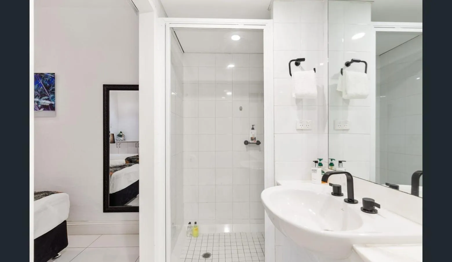 Two-Bedroom Studio Apartment in Club Tropical Resort - Official Onsite Reception & Check In