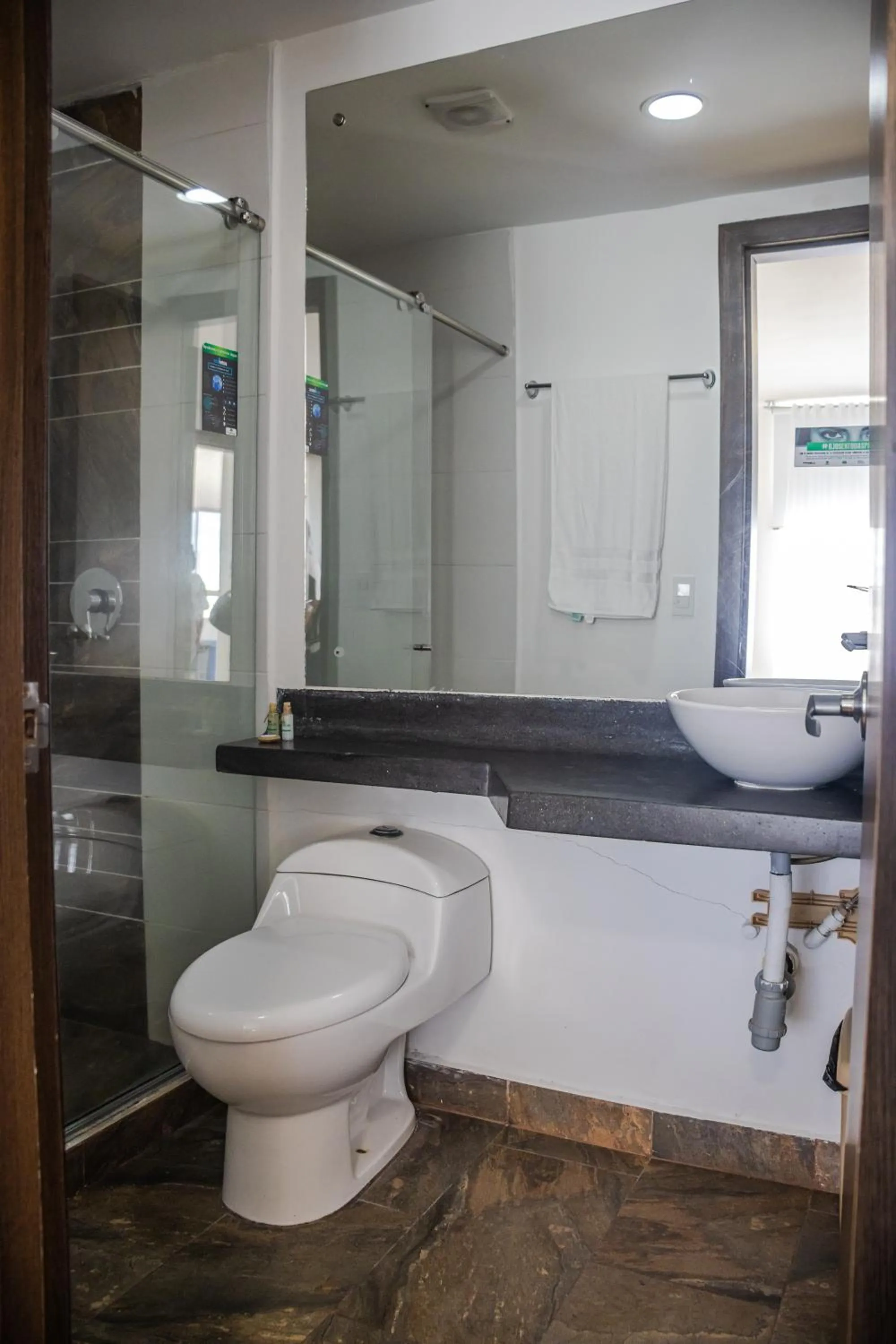 Shower in Nogal Suite Hotel Ipiales