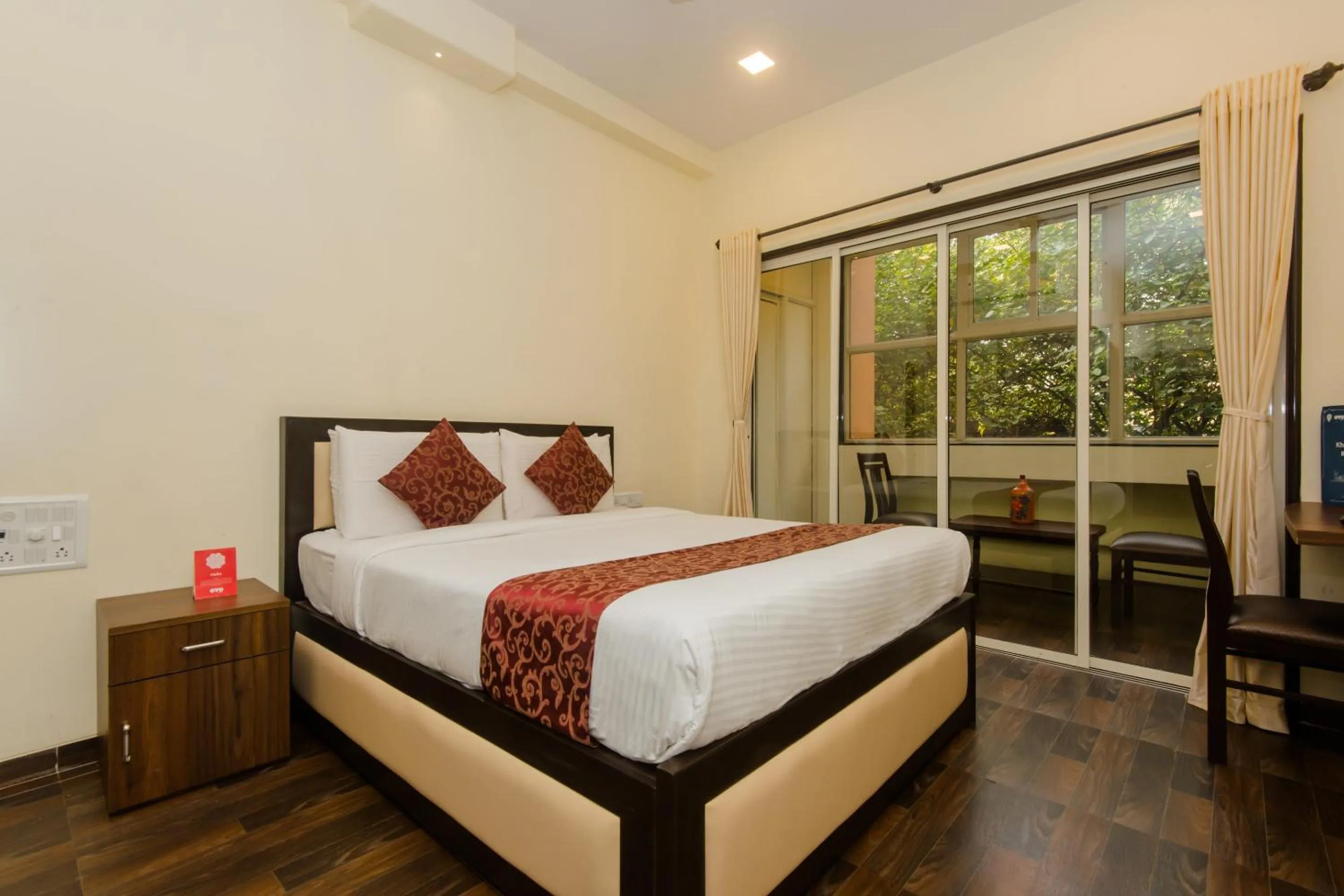 Bedroom, Bed in Hotel O Divine Residency Near Phoenix Marketcity
