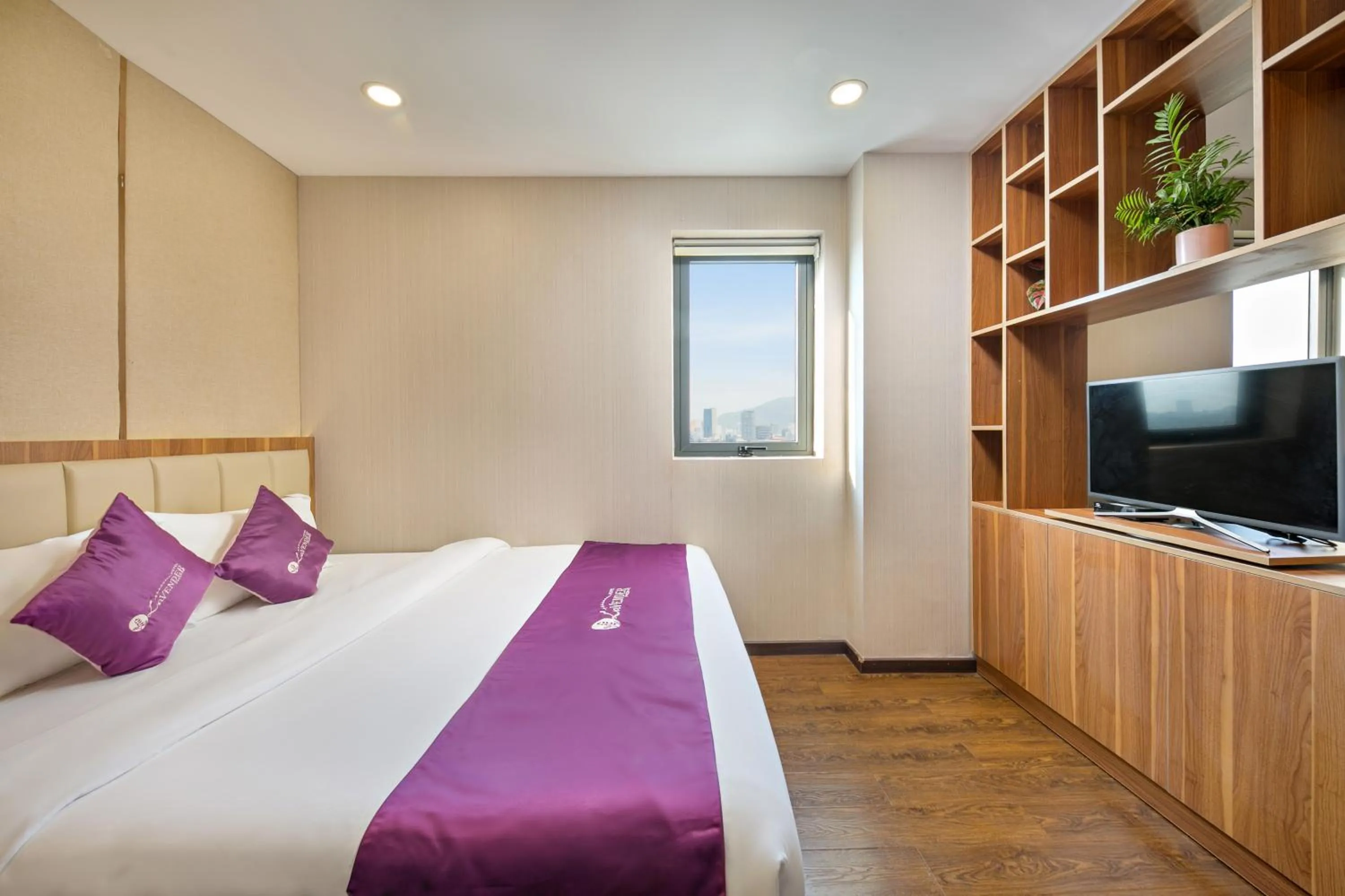 Bedroom, Bed in Lavender Riverside Hotel