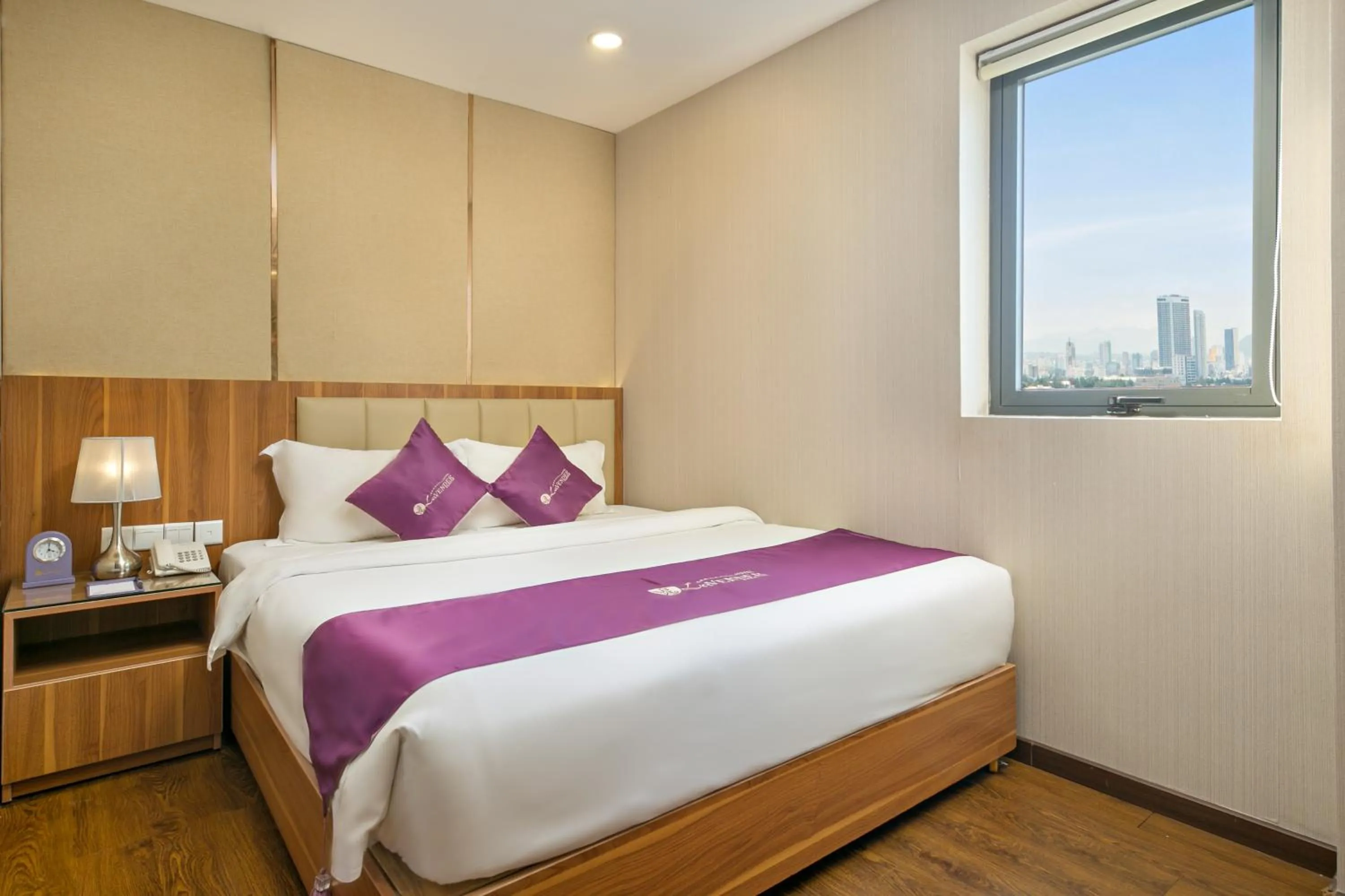 Photo of the whole room, Bed in Lavender Riverside Hotel