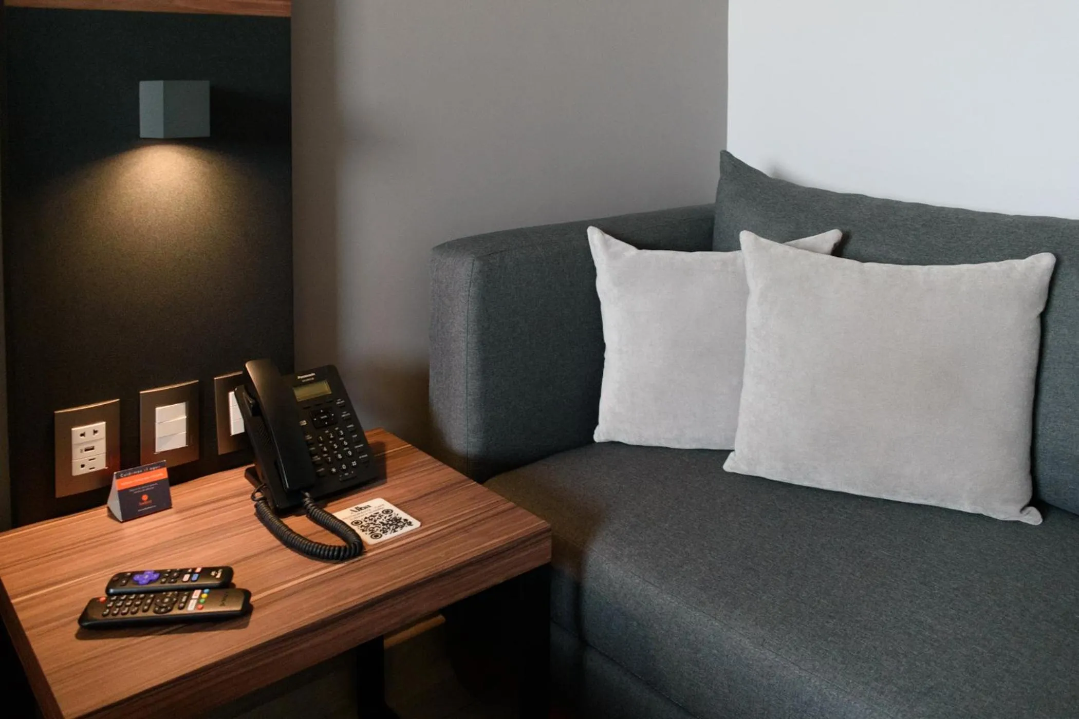 Area and facilities in Bedford Hotel