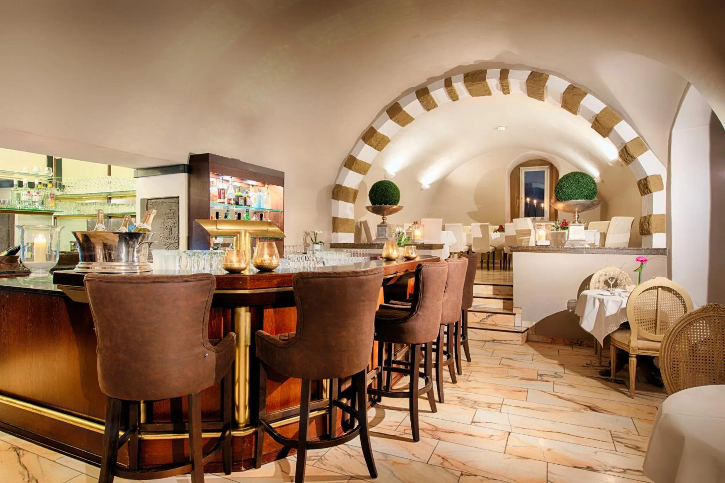 Lounge or bar in Hotel Schloss Lehen