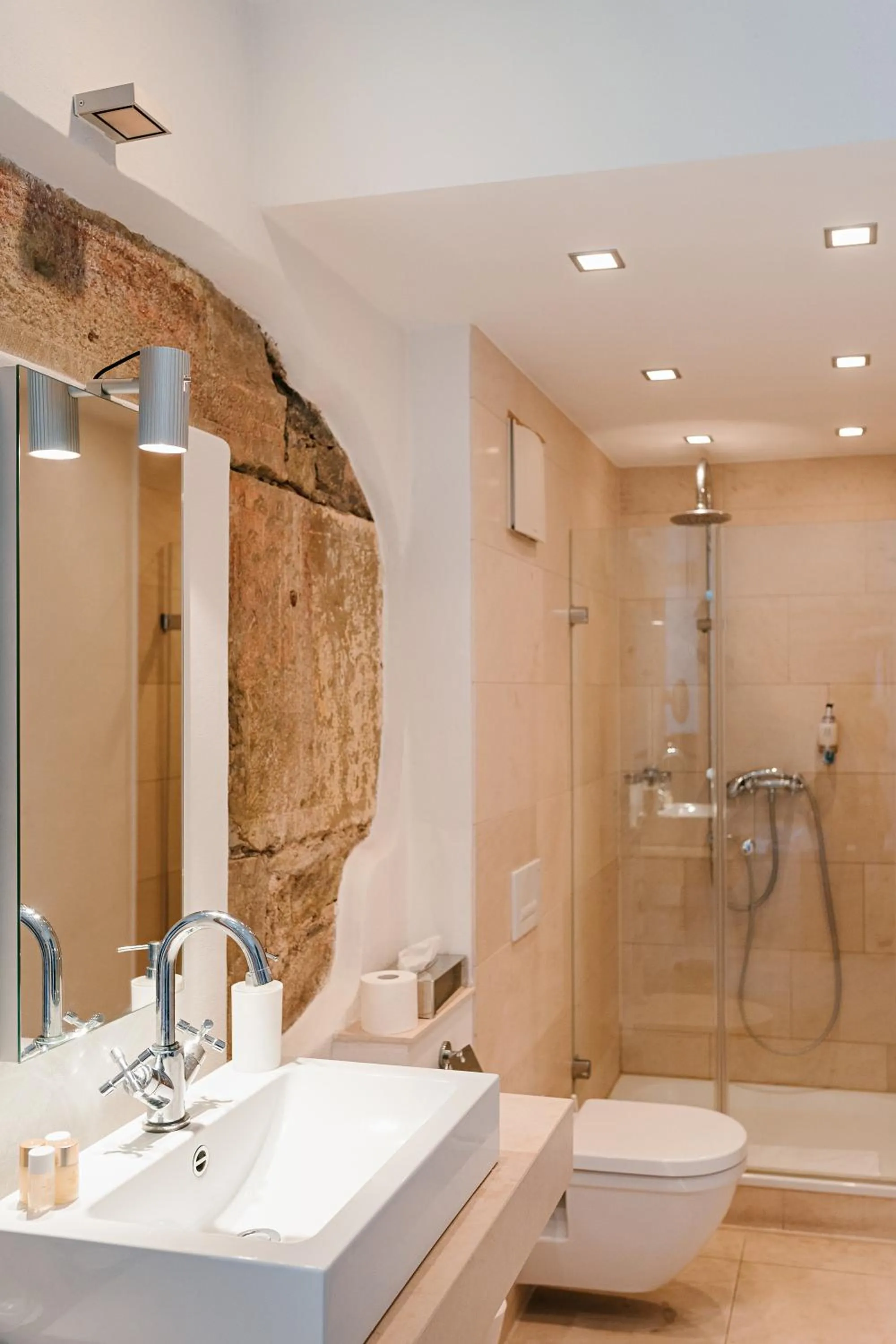 Bathroom in Hotel Schloss Lehen