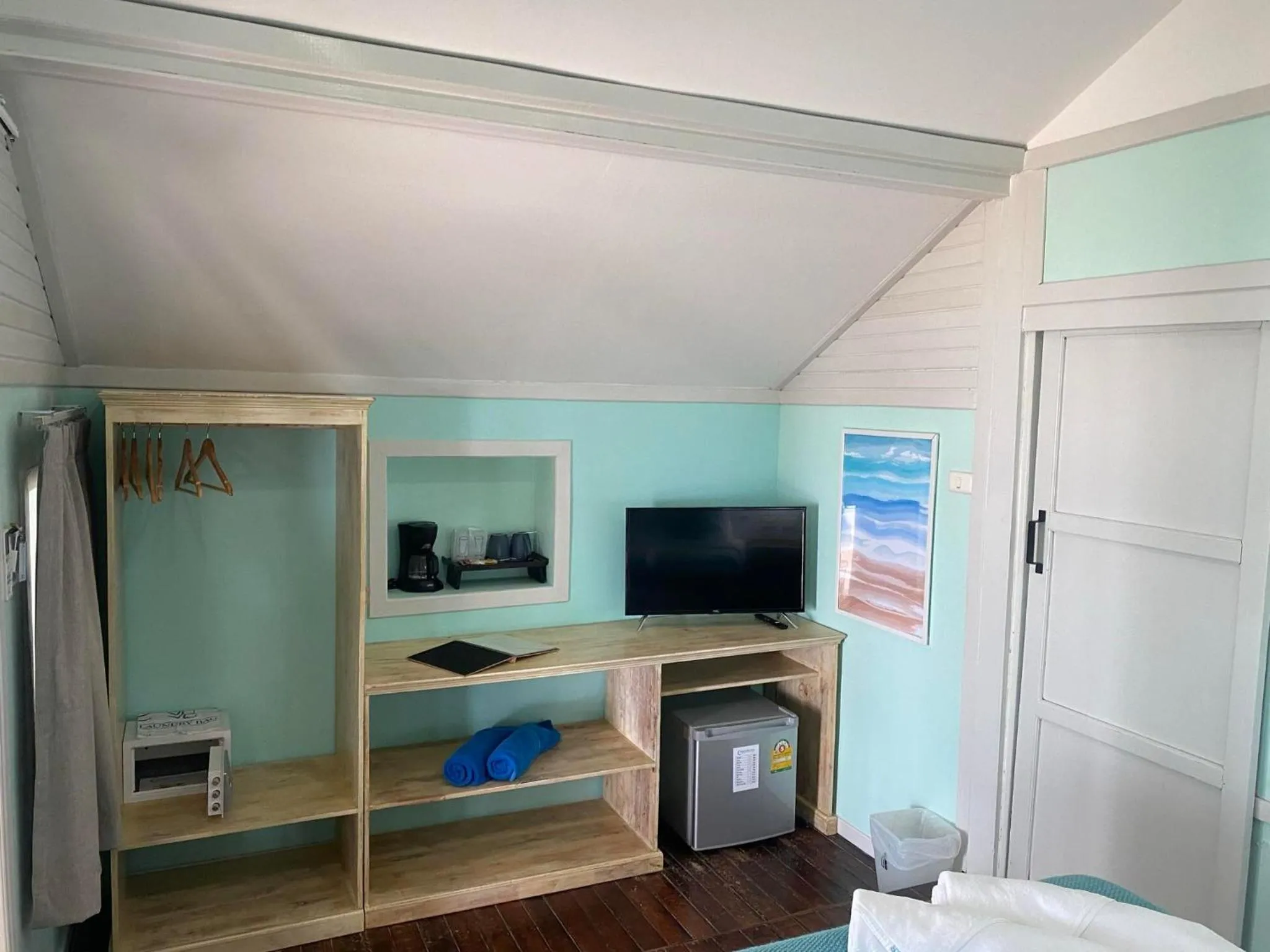 TV and multimedia in Phangan Beach Resort