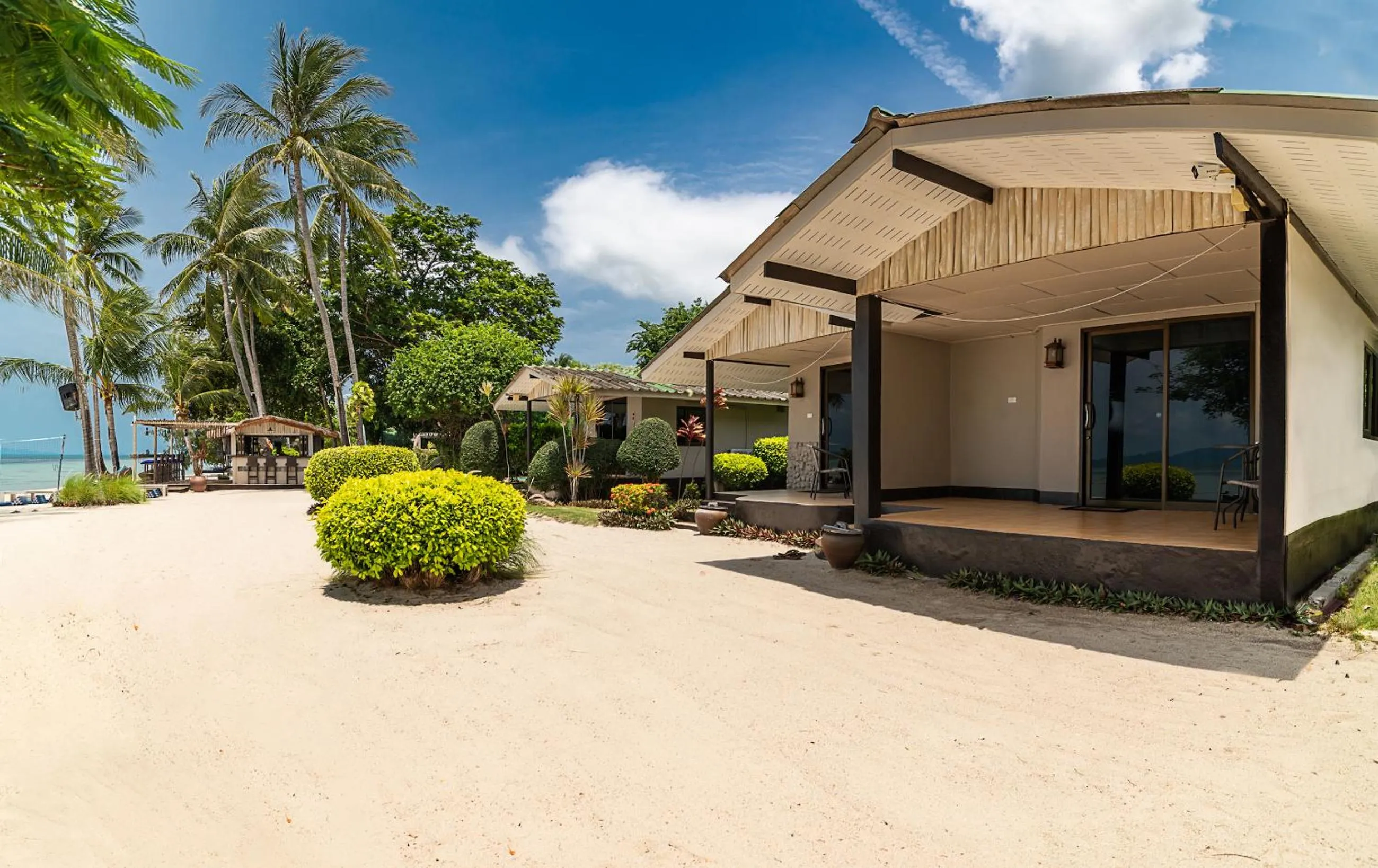 Facade/entrance in Phangan Beach Resort