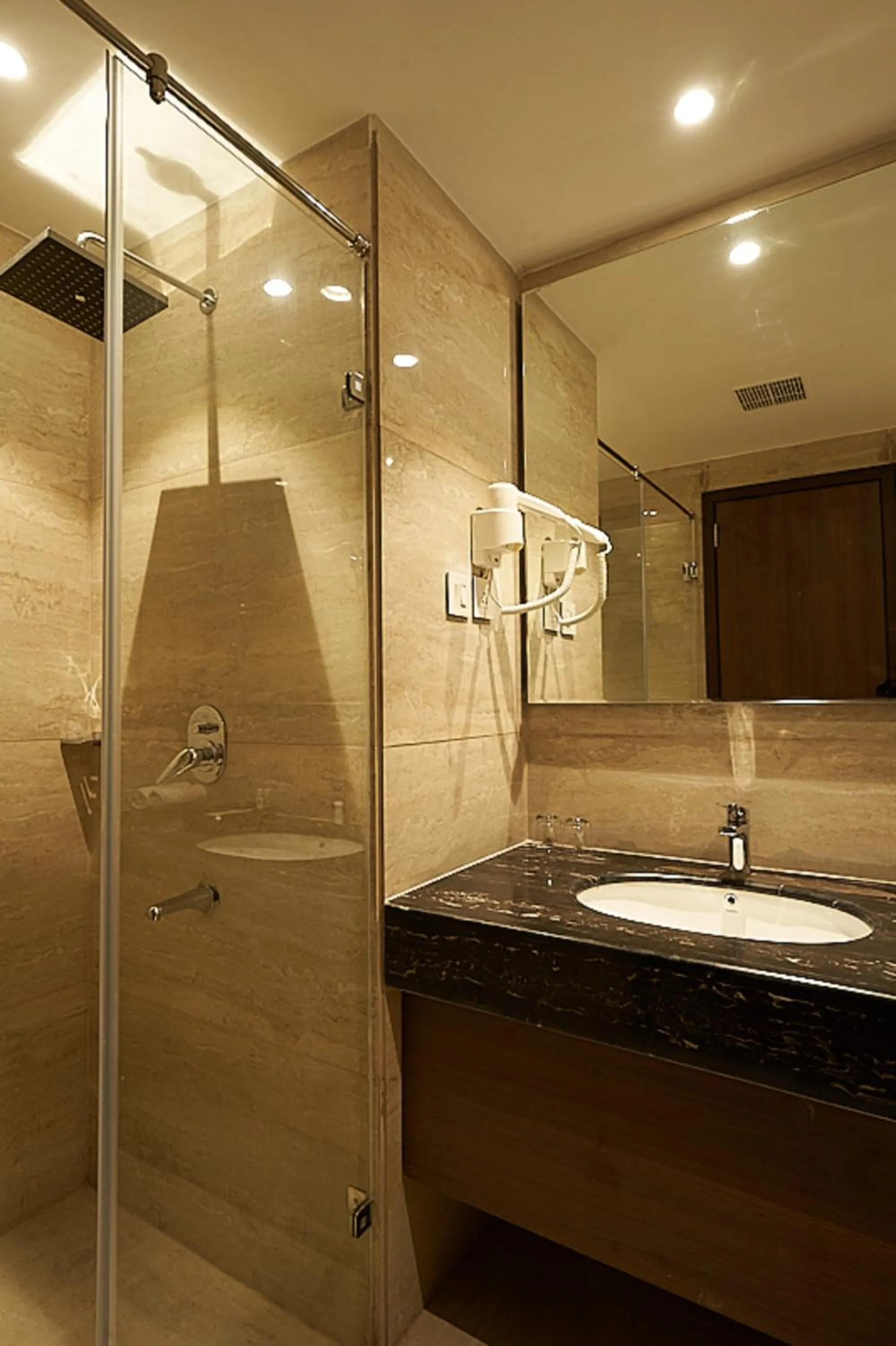 Shower in The Hamuse Hotel Kodaikanal - Luxury Redefined