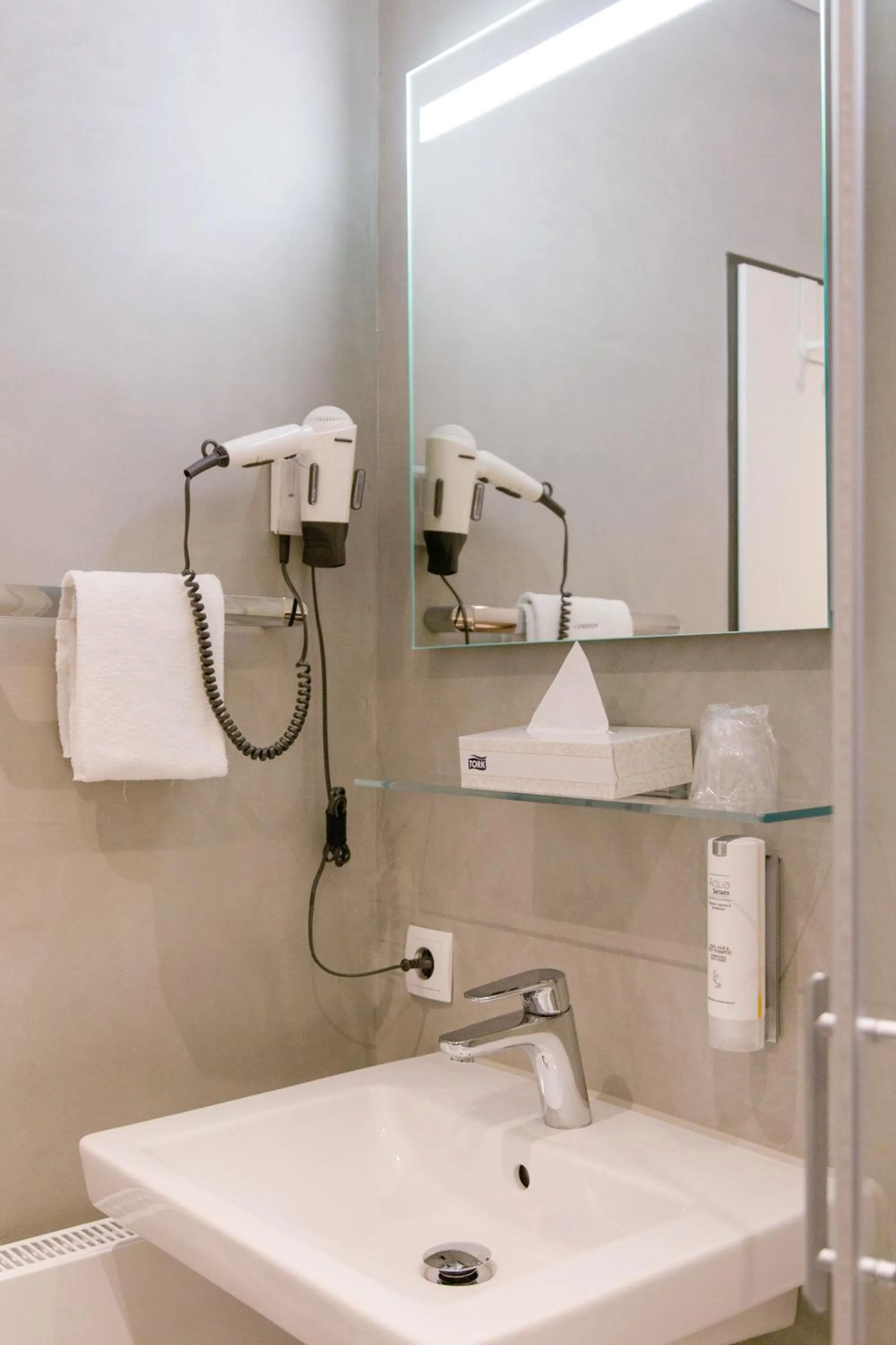 Bathroom in Friesen Hotel