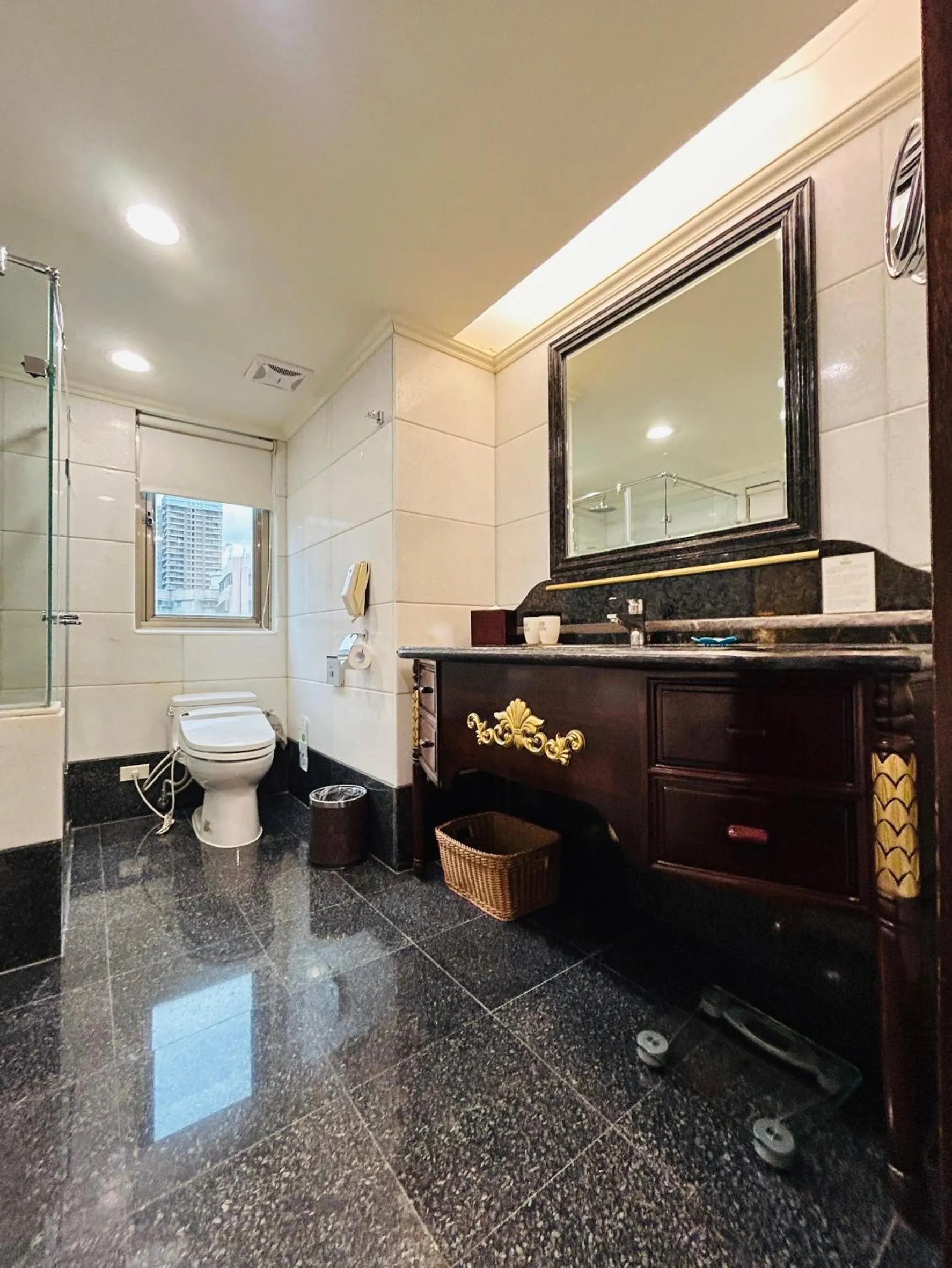 Bathroom in Royal Seasons Hotel Taipei ‧ Nanjing W.