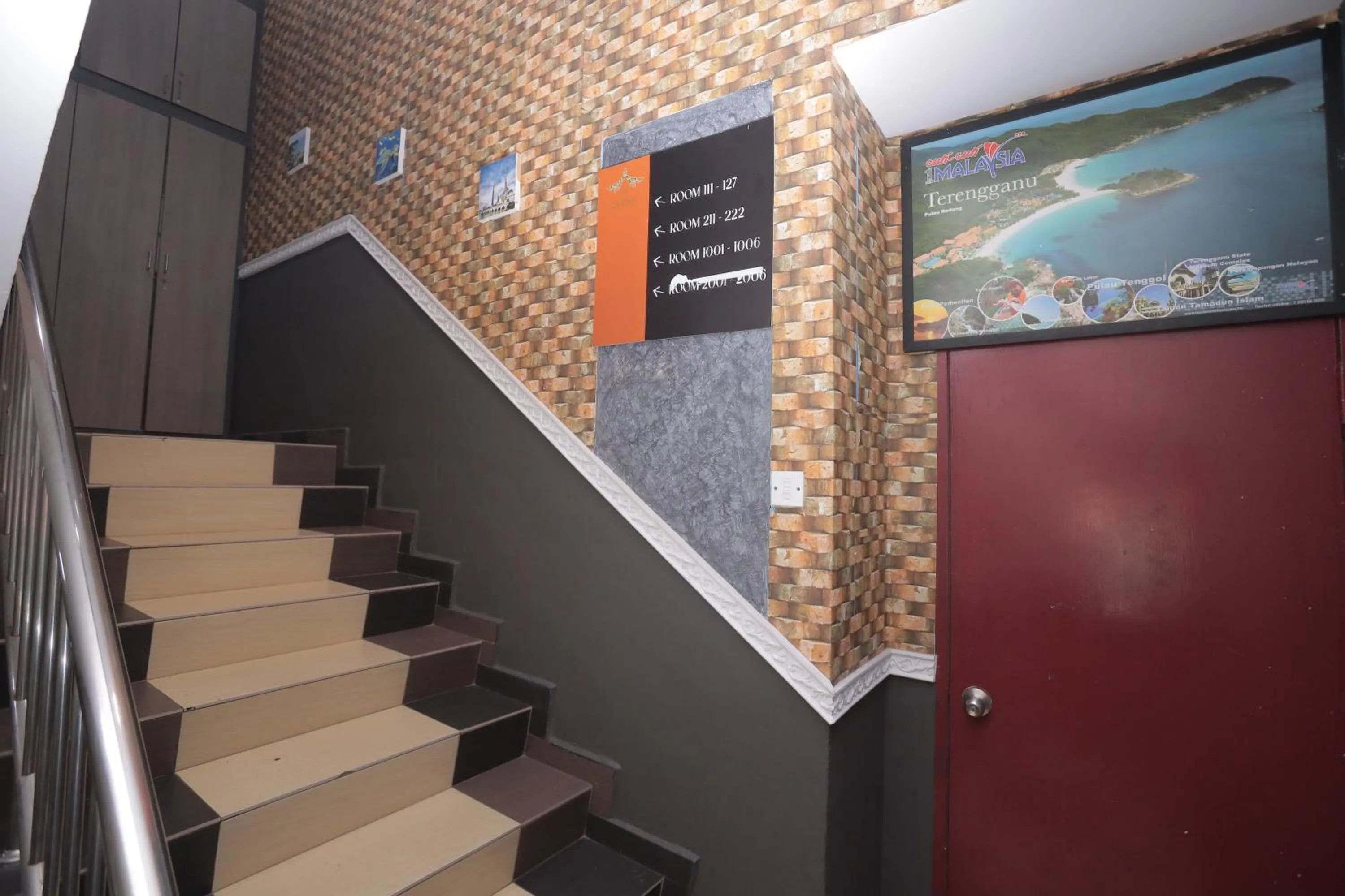 Lounge or bar in DJ Citi Point Hotel