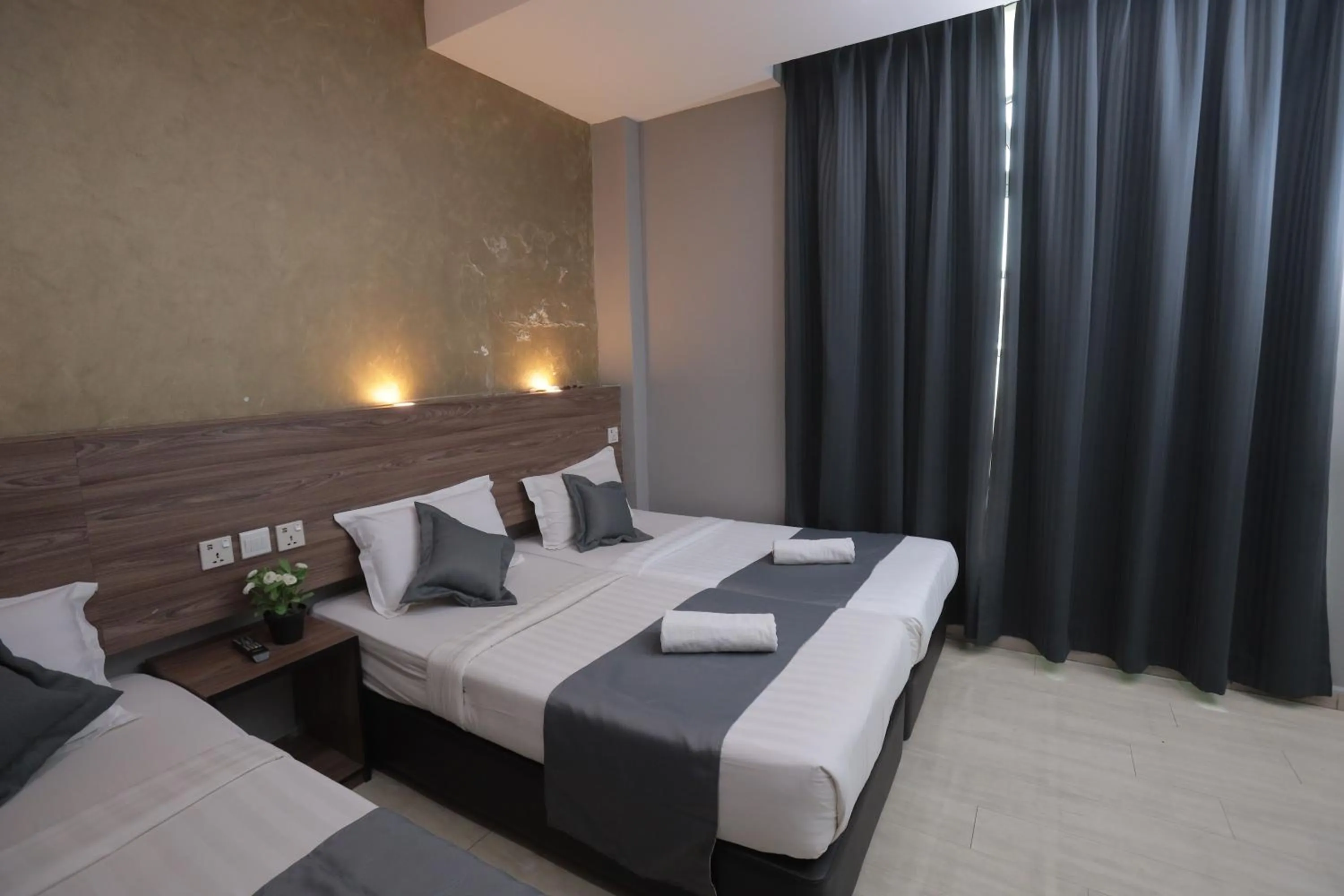 Bedroom, Bed in DJ Citi Point Hotel