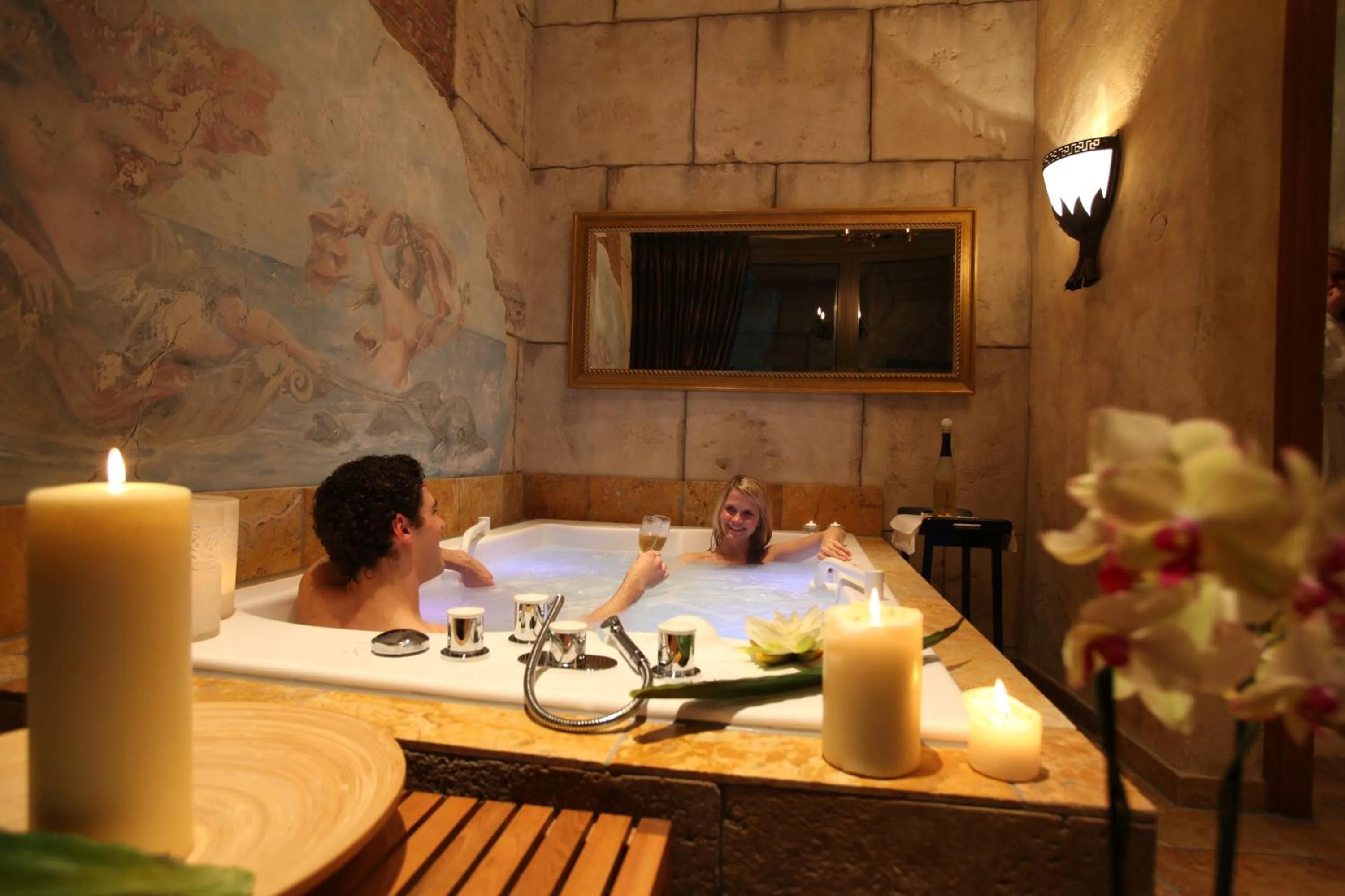 Hot Tub in 4-Sterne Superior Erlebnishotel Colosseo, Europa-Park Erlebnis-Resort