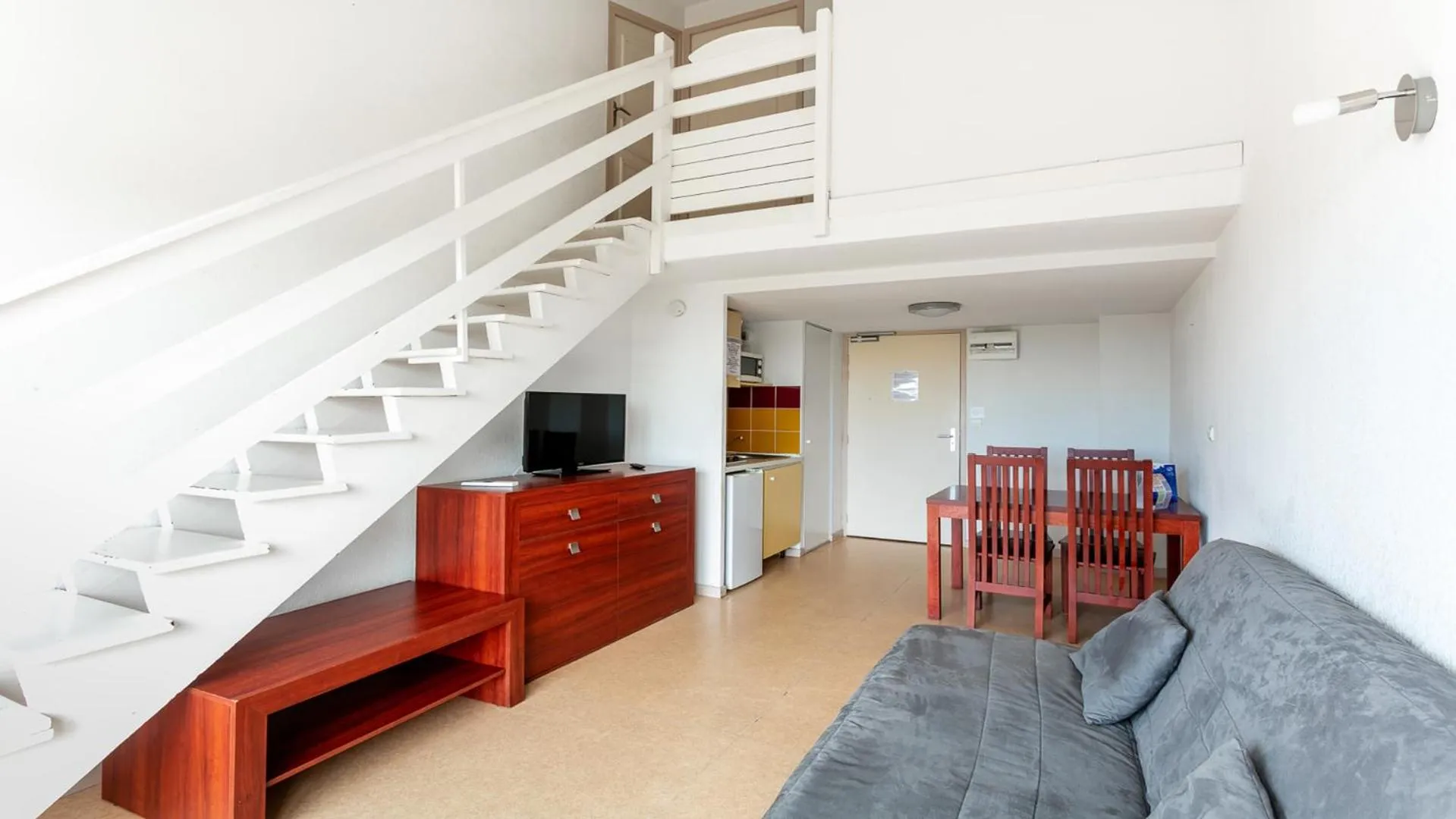 Living room in Vacancéole - Résidence Le Saint Clair