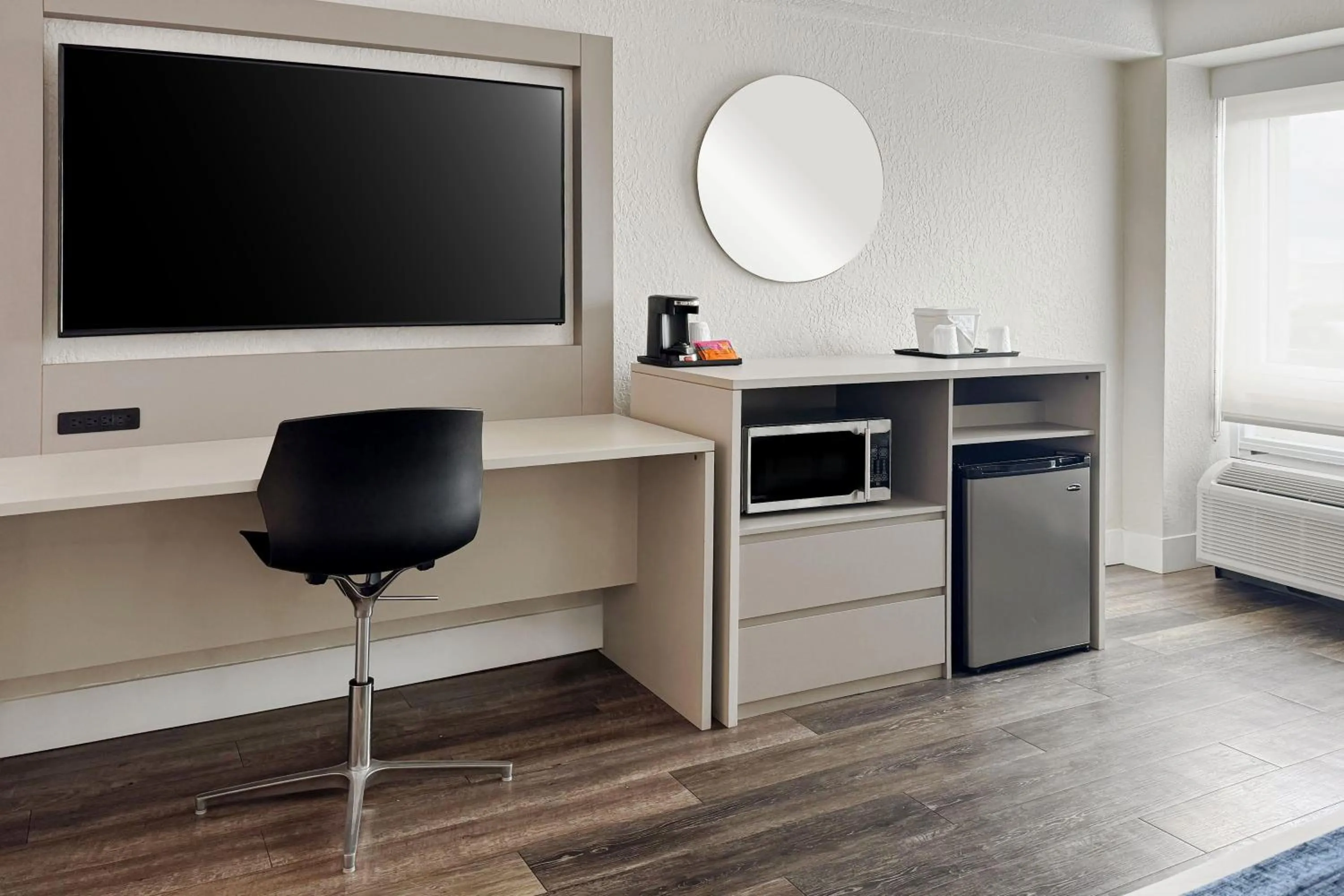 Photo of the whole room in Wyndham I-Drive Avanti Resort & Conference Center