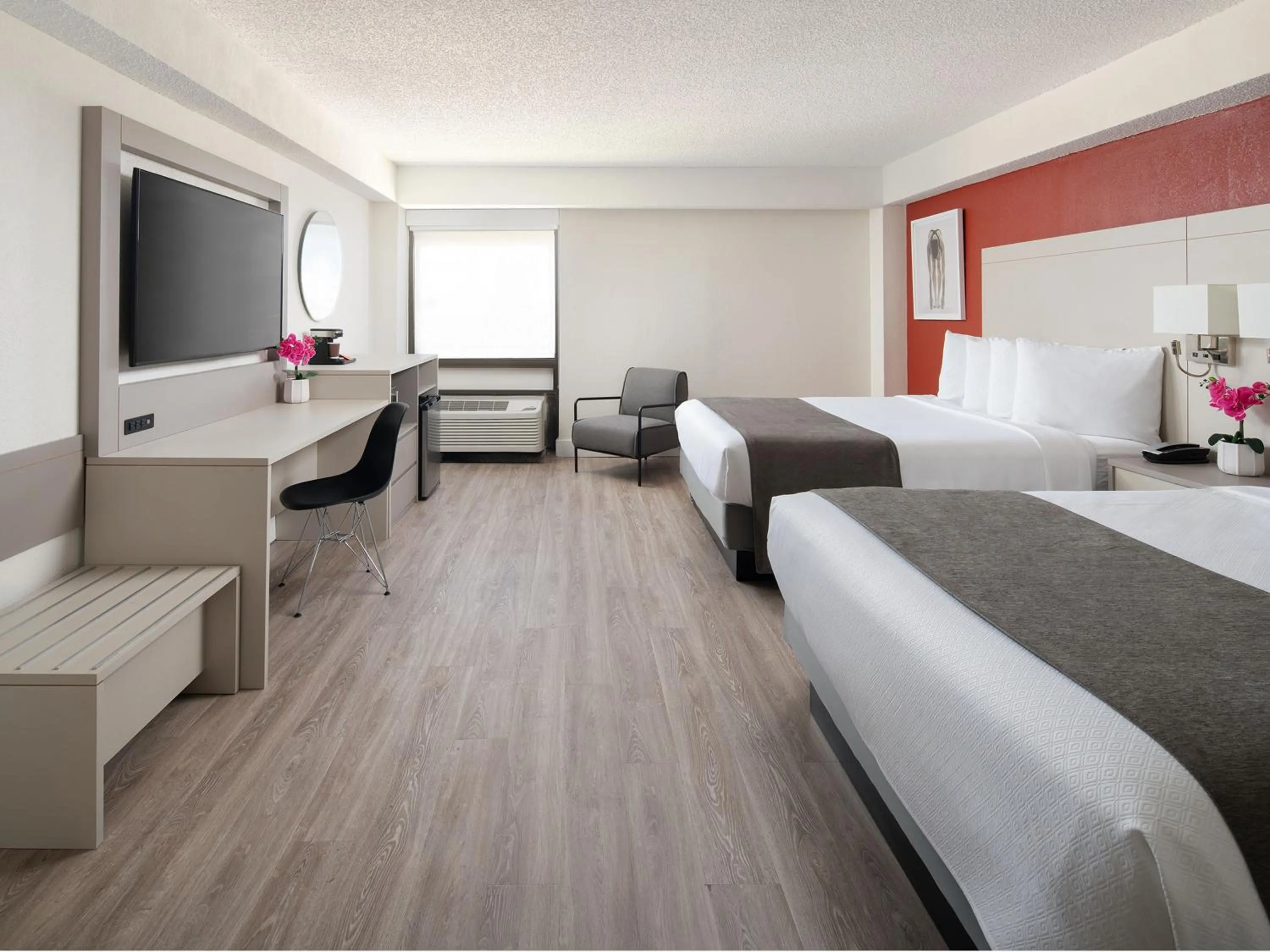 Bed in Wyndham I-Drive Avanti Resort & Conference Center